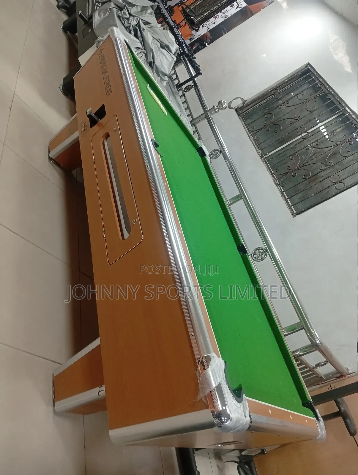 Foreign American Fitness Coin and Marble Snooker Board