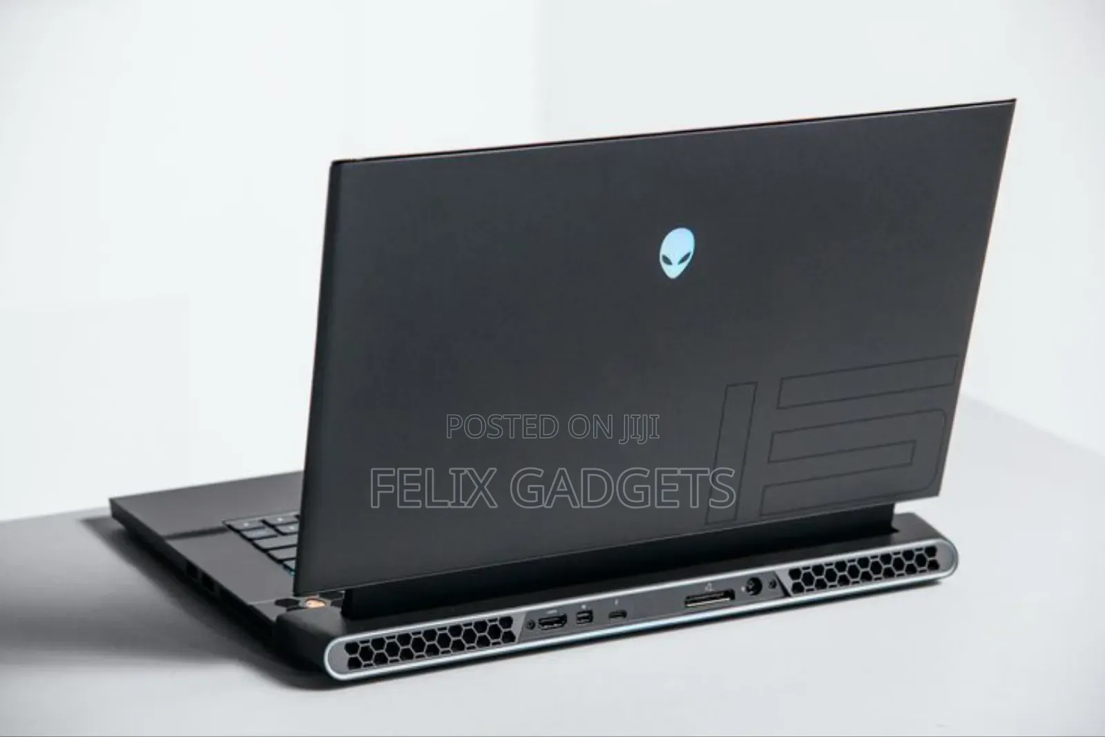 Laptop Dell Allienware M18 R1 16GB Intel Core I9 SSD 1T