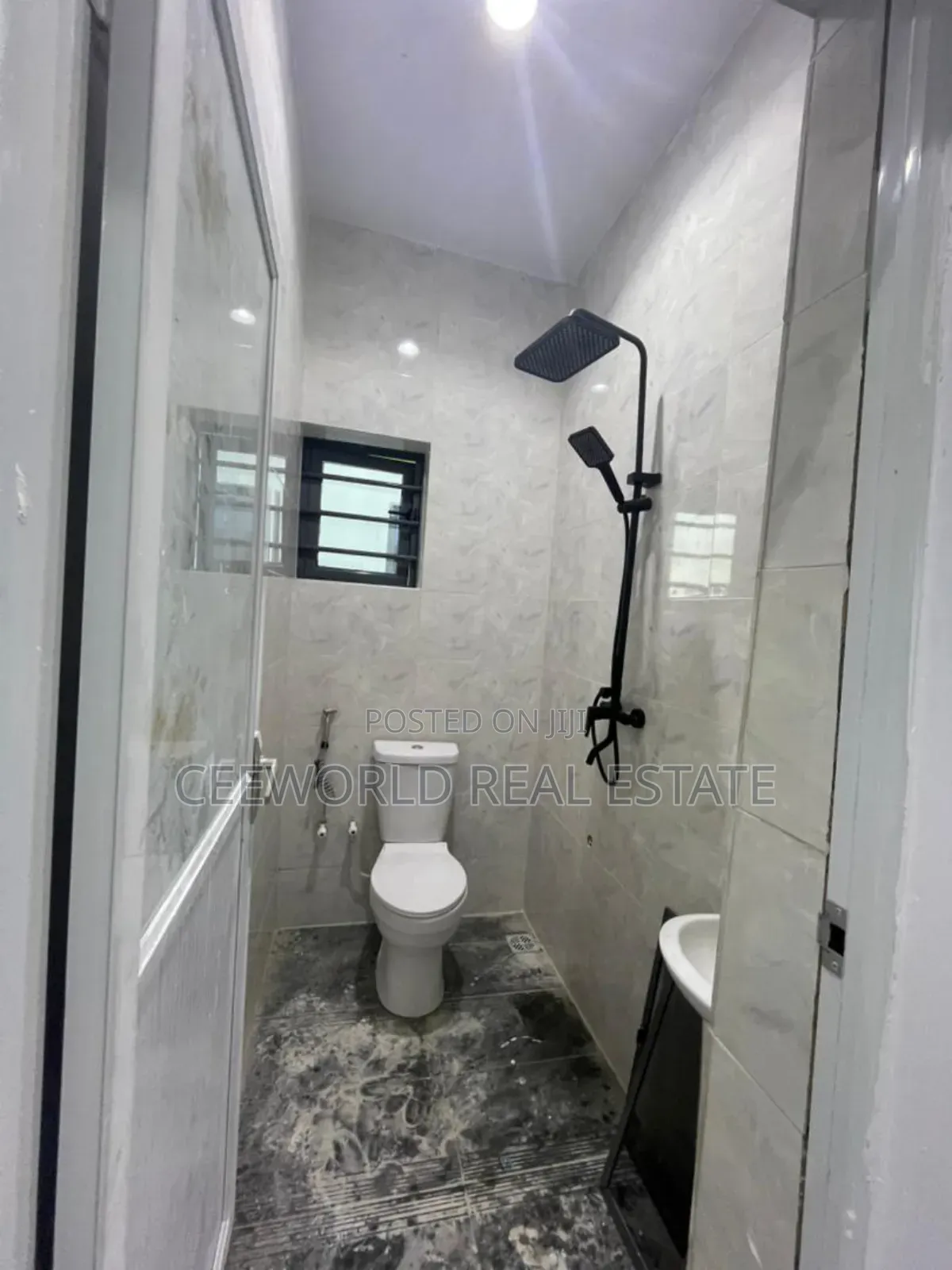 4bdrm Bungalow in Abdulsalam Estate, for sale