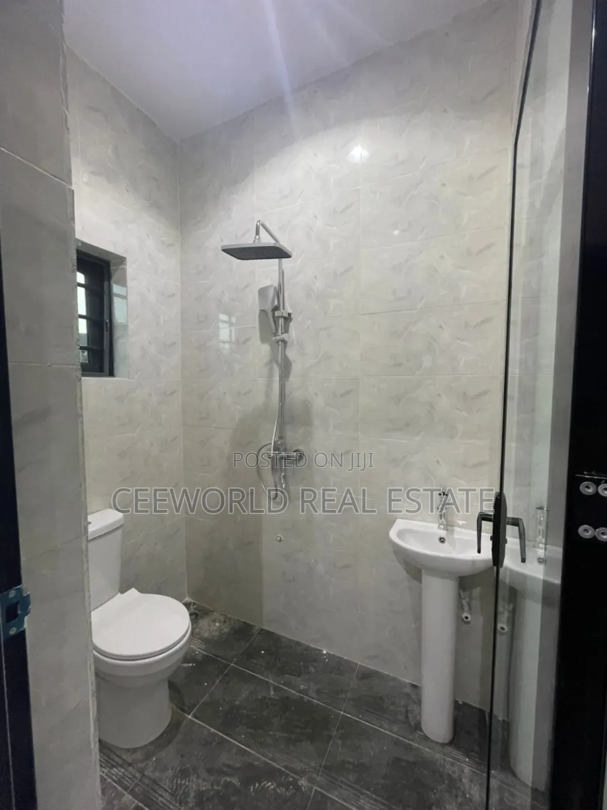 4bdrm Bungalow in Abdulsalam Estate, for sale