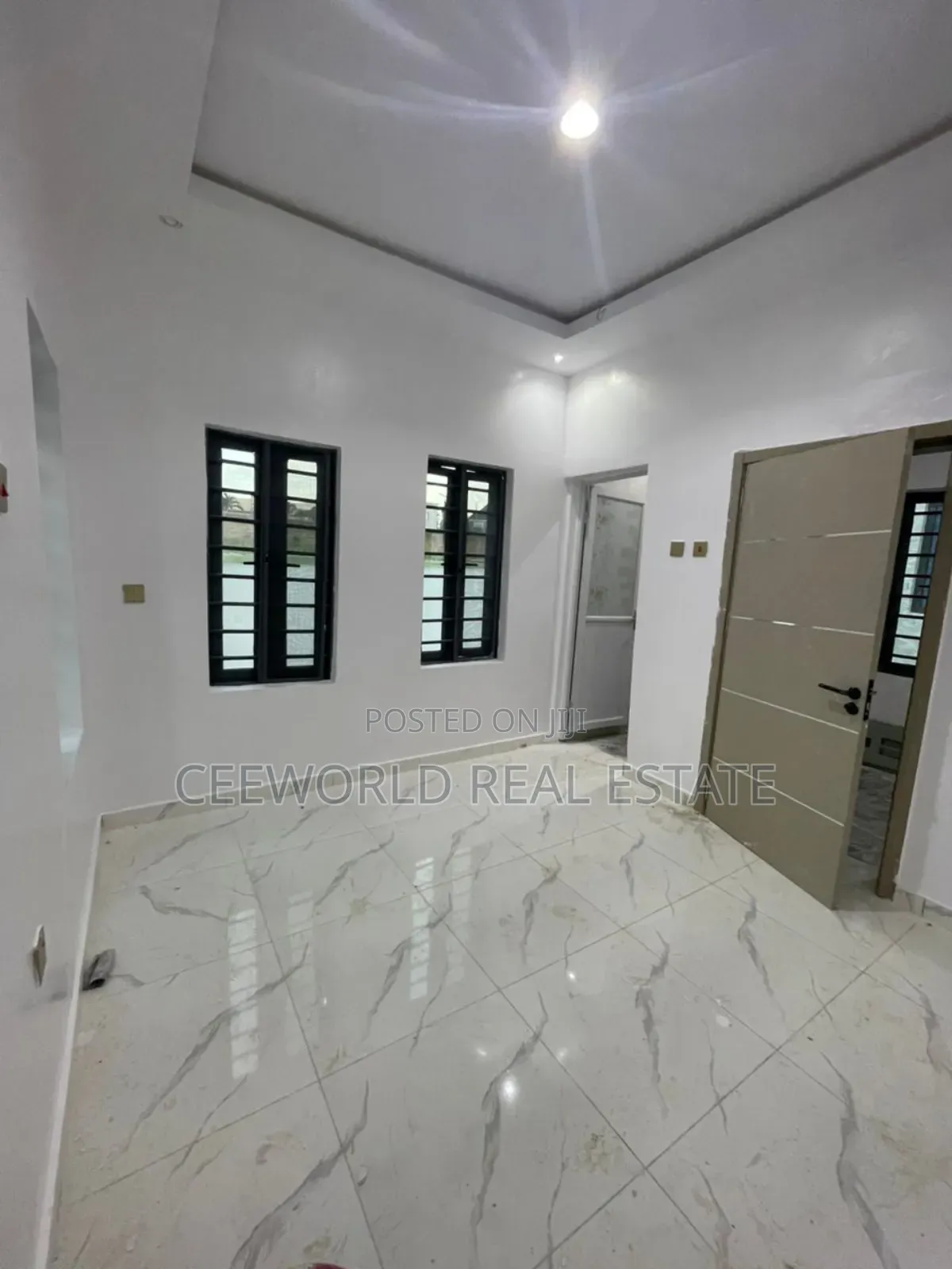 4bdrm Bungalow in Abdulsalam Estate, for sale