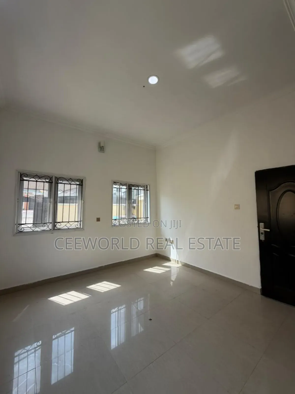 4bdrm Duplex in Kolapo Ishola Gra, Akobo for sale