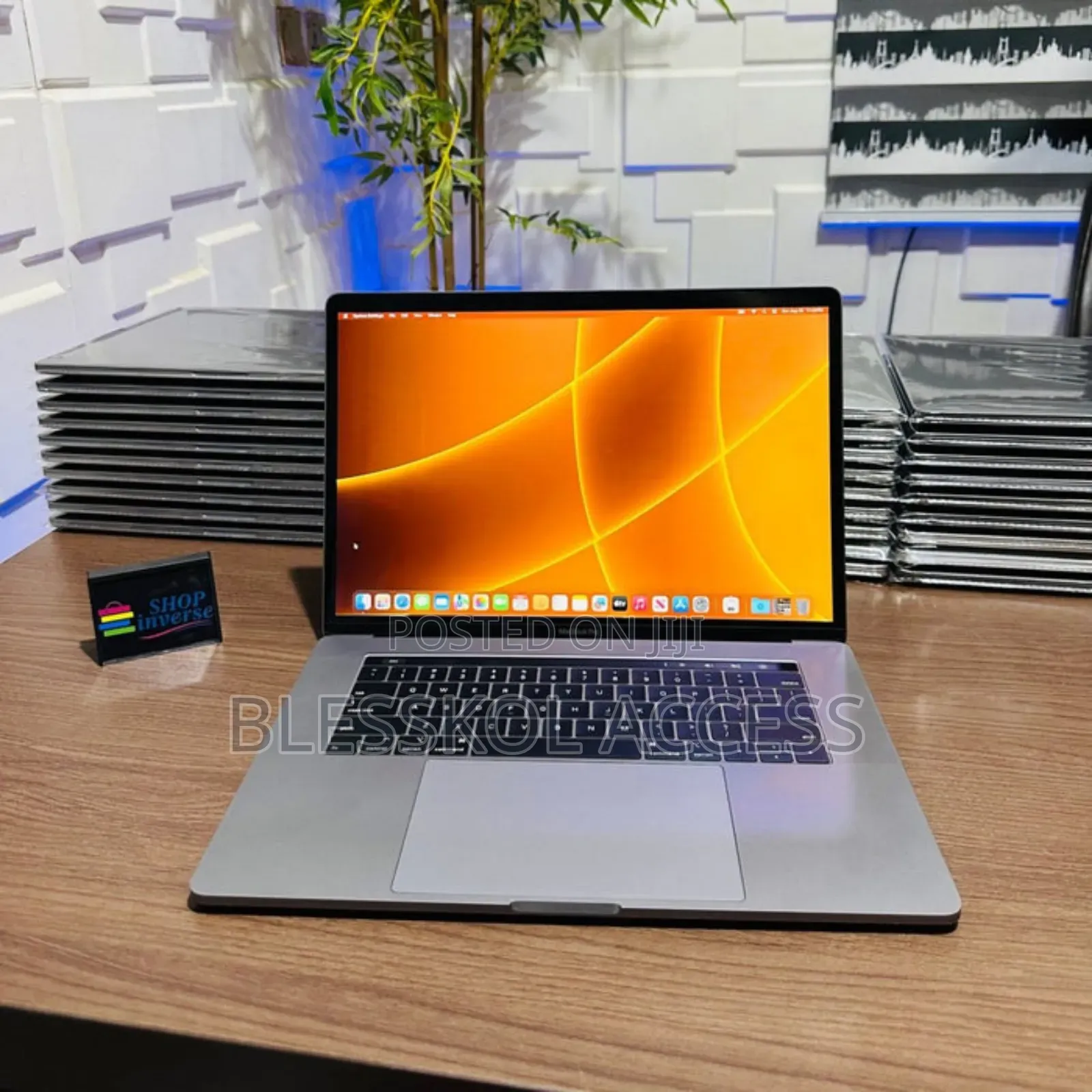 Laptop Apple MacBook Pro 2019 32GB Intel Core I9 SSD 500GB