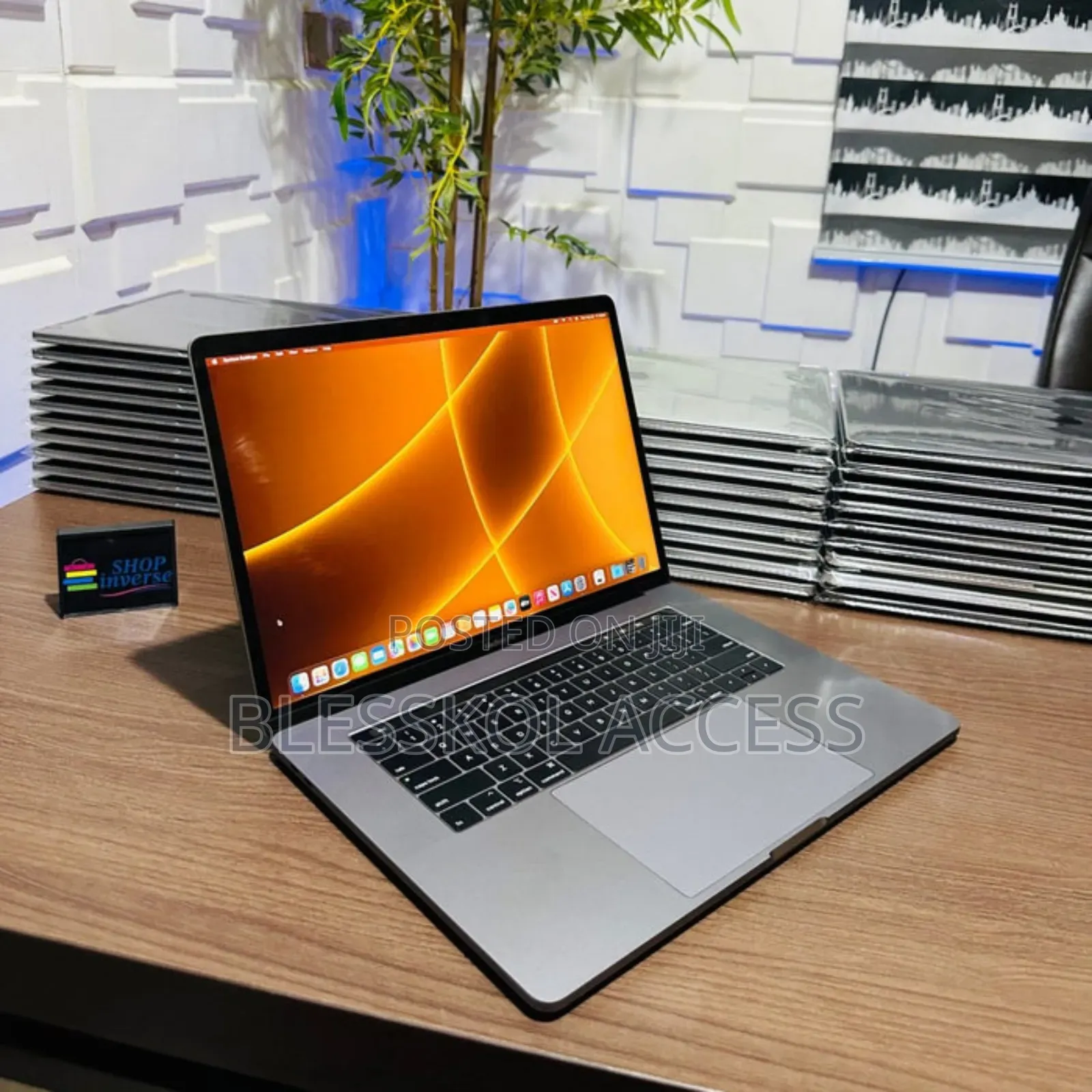 Laptop Apple MacBook Pro 2019 32GB Intel Core I9 SSD 500GB