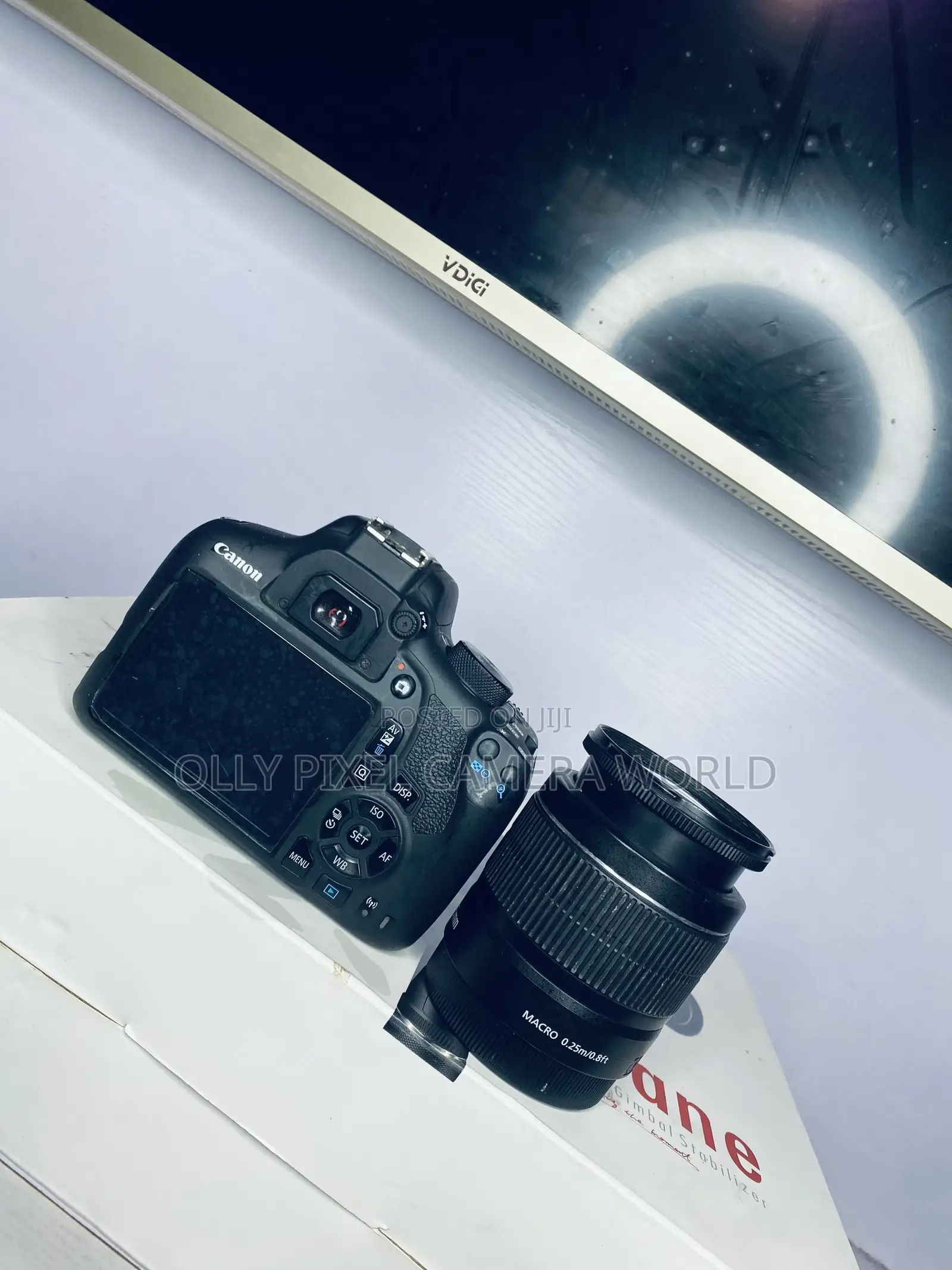 Canon 1300d/ T6