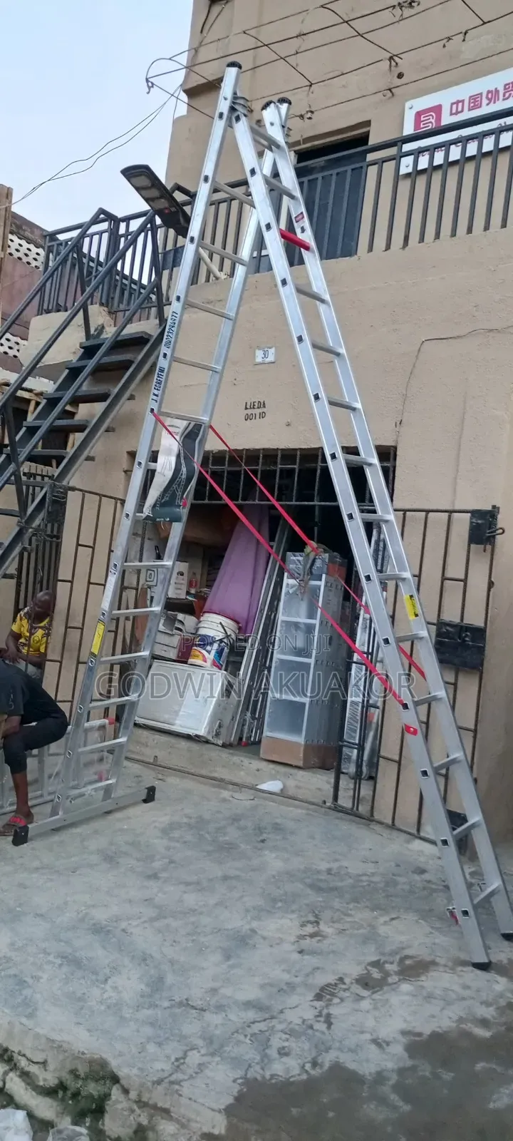 Heavy Duty Ladder