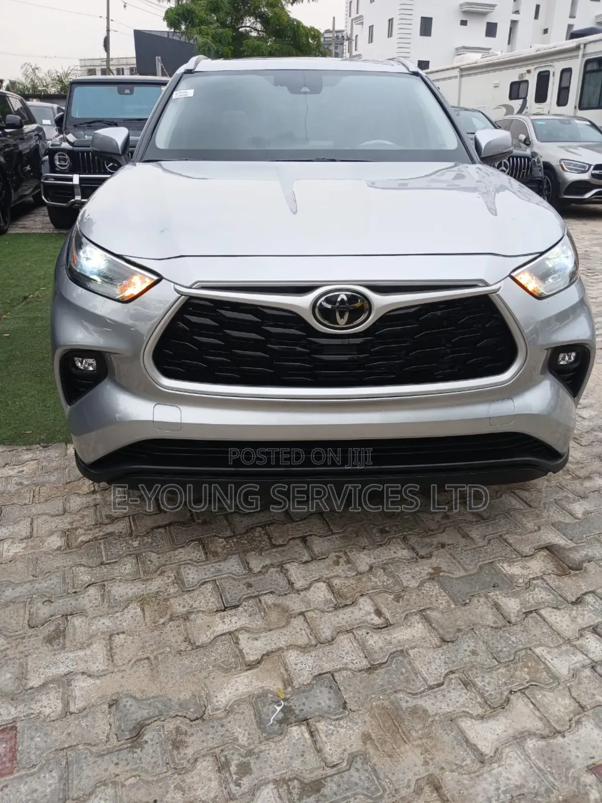 Toyota Highlander XLE 2022 White