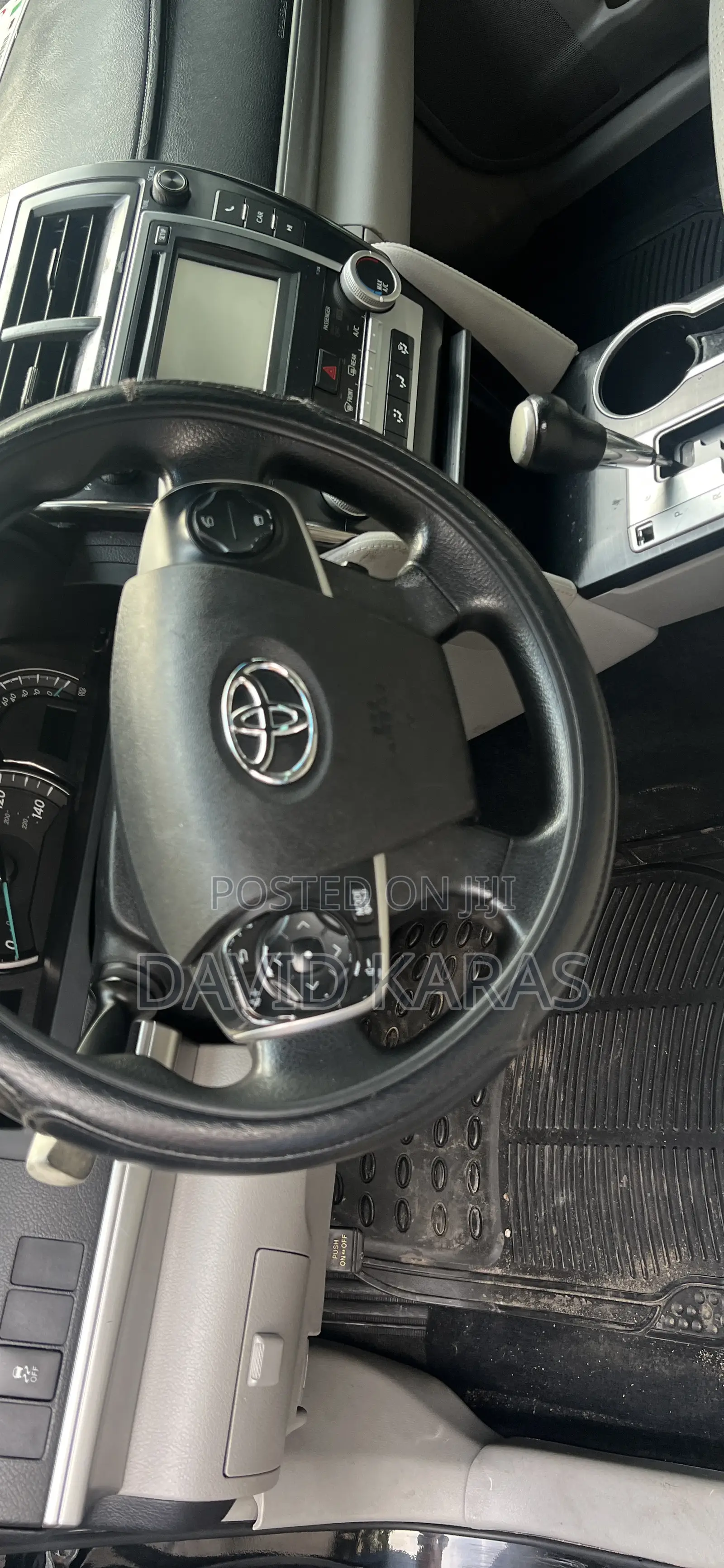 Toyota Camry LE 4dr Sedan (2.5L 4cyl 6A) 2013 Black