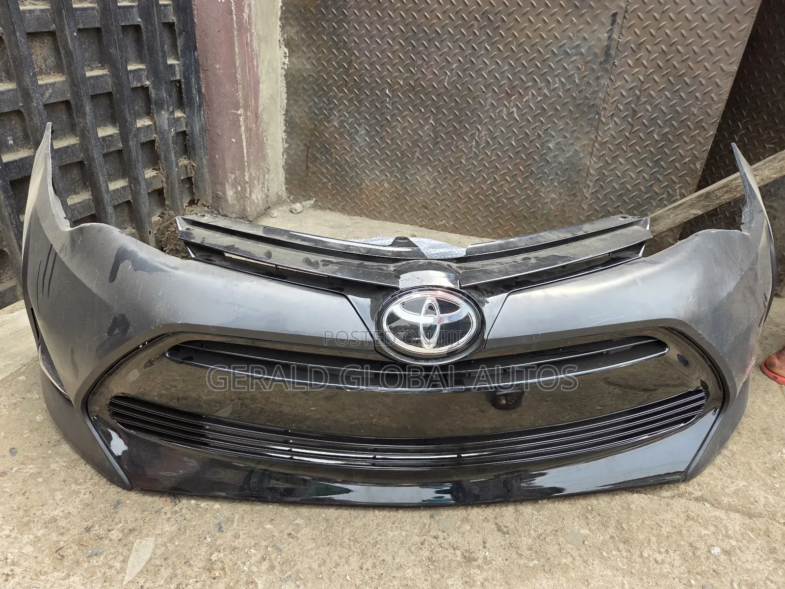 Front Bumper Corolla 2016 Le/Xle