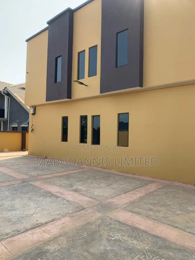 Furnished 2bdrm Block of Flats in Igbe, Igbogbo for sale