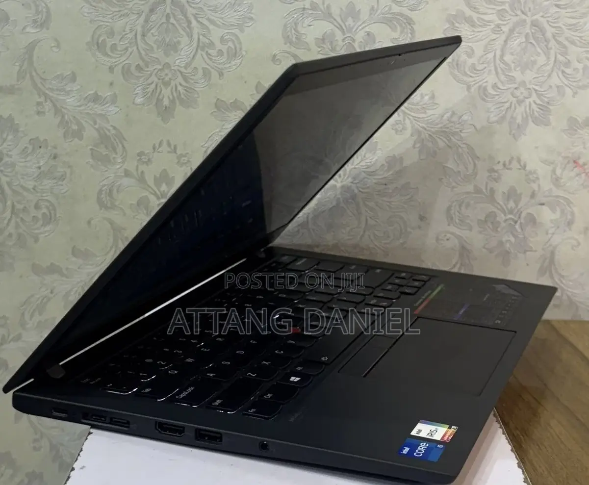 Laptop Lenovo Thinkpad T14s Gen 2 16GB Intel Core I5 SSD 256GB
