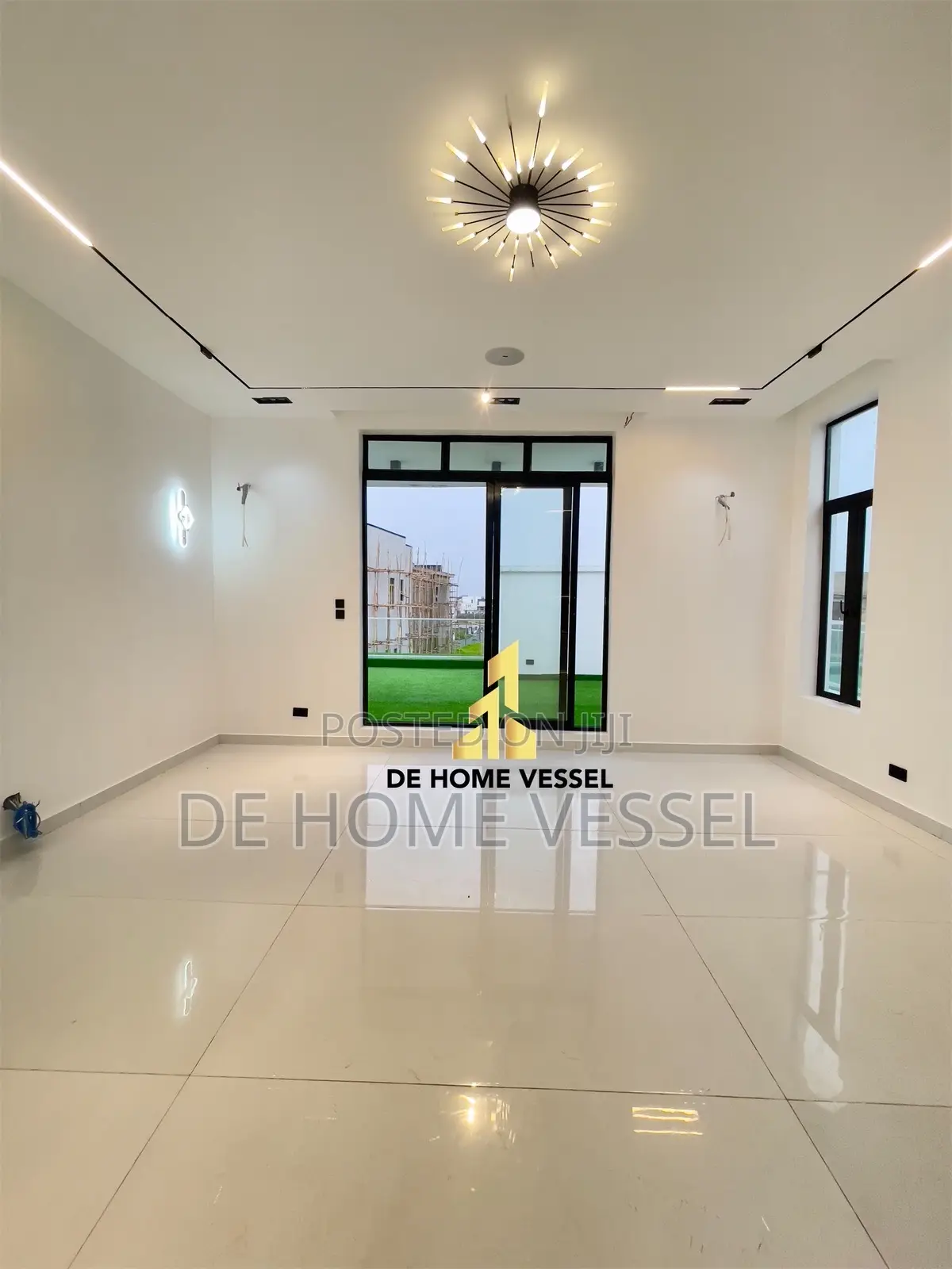 5bdrm Duplex in Osapa, Lekki for sale