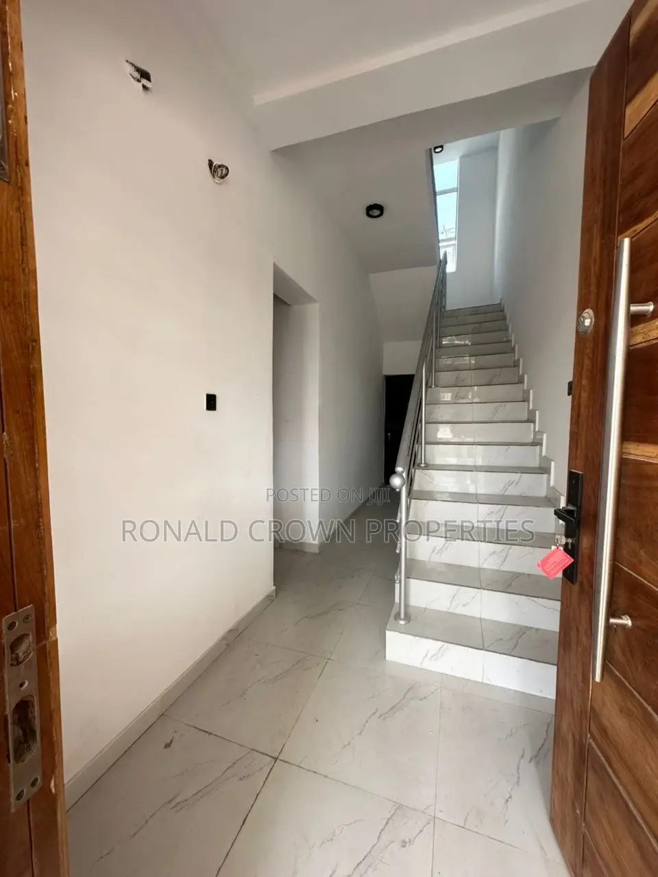 4bdrm Duplex in Ikate for sale