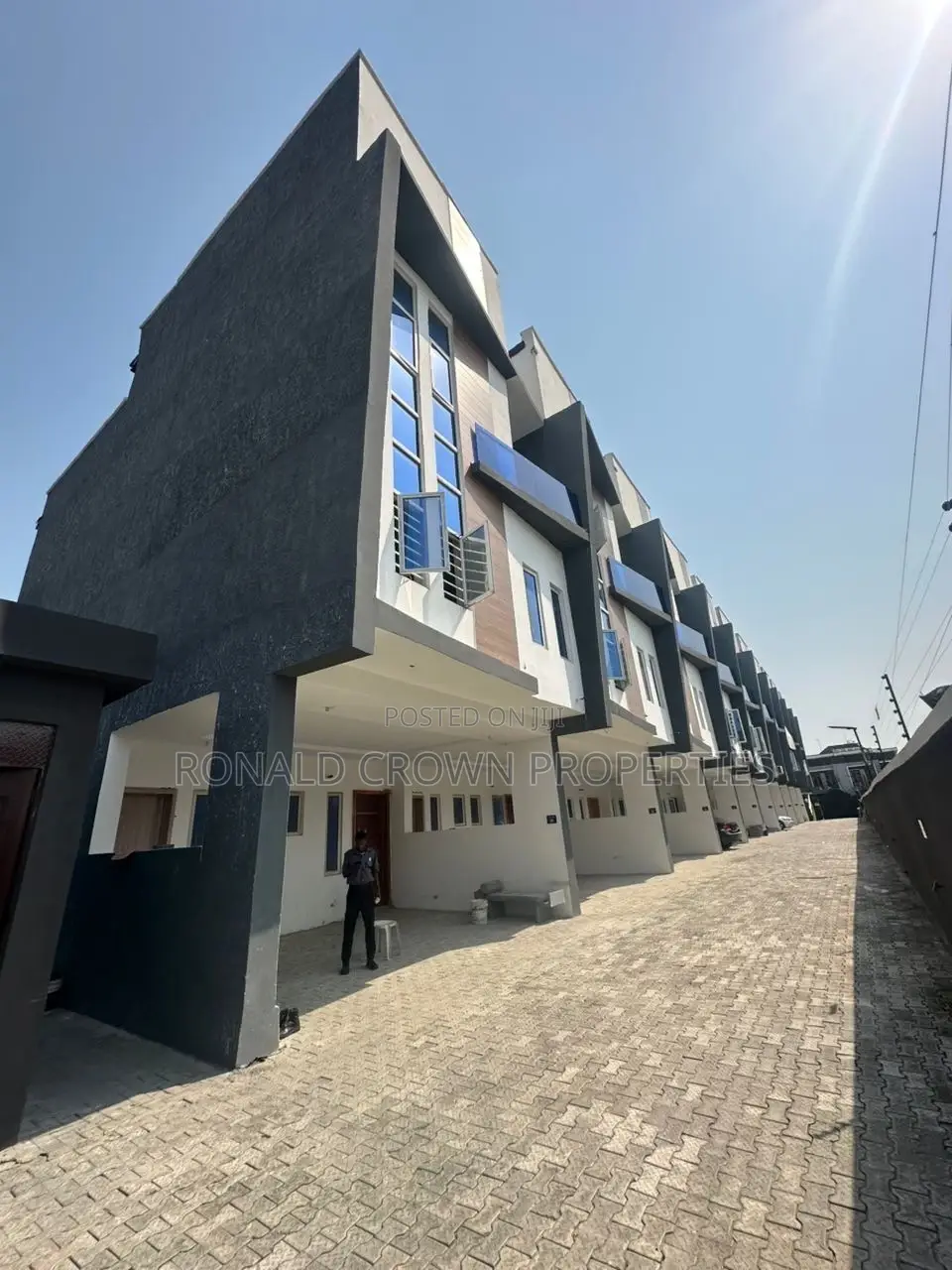 4bdrm Duplex in Ikate for sale