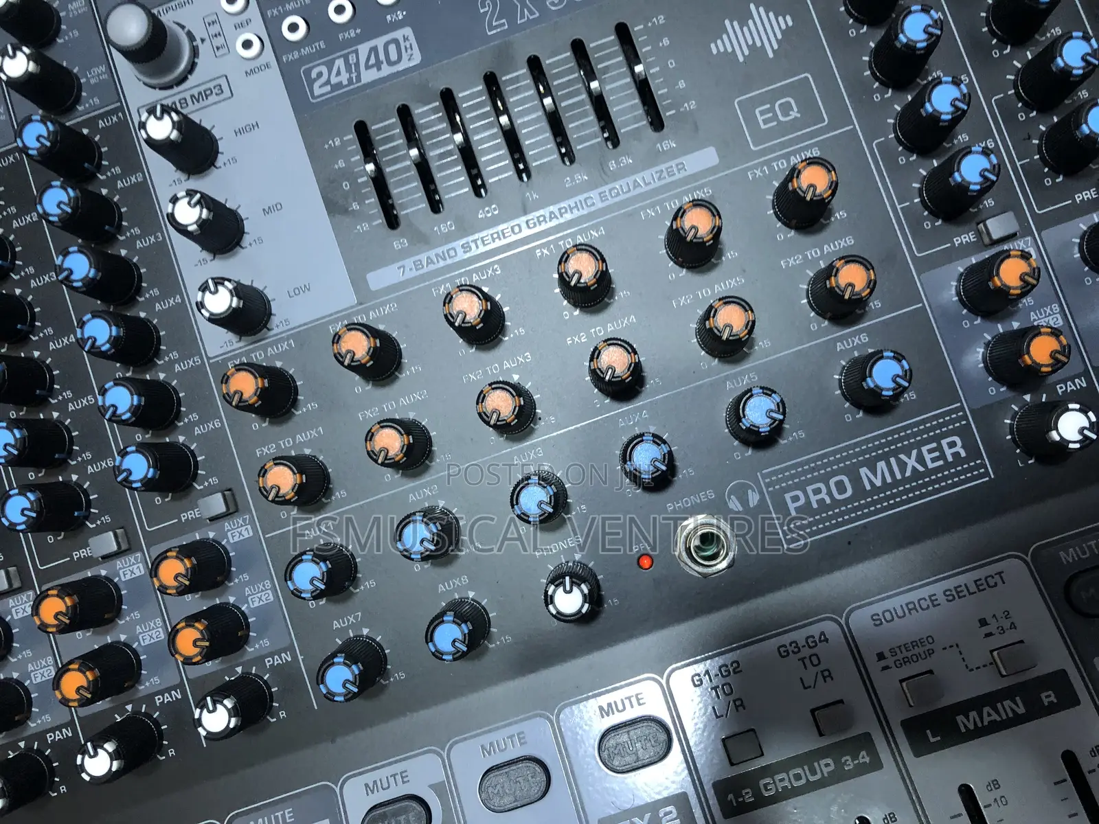 Yamaha 26 Channels Professional Audio Mixer With 8 Auxiliary 4 Group