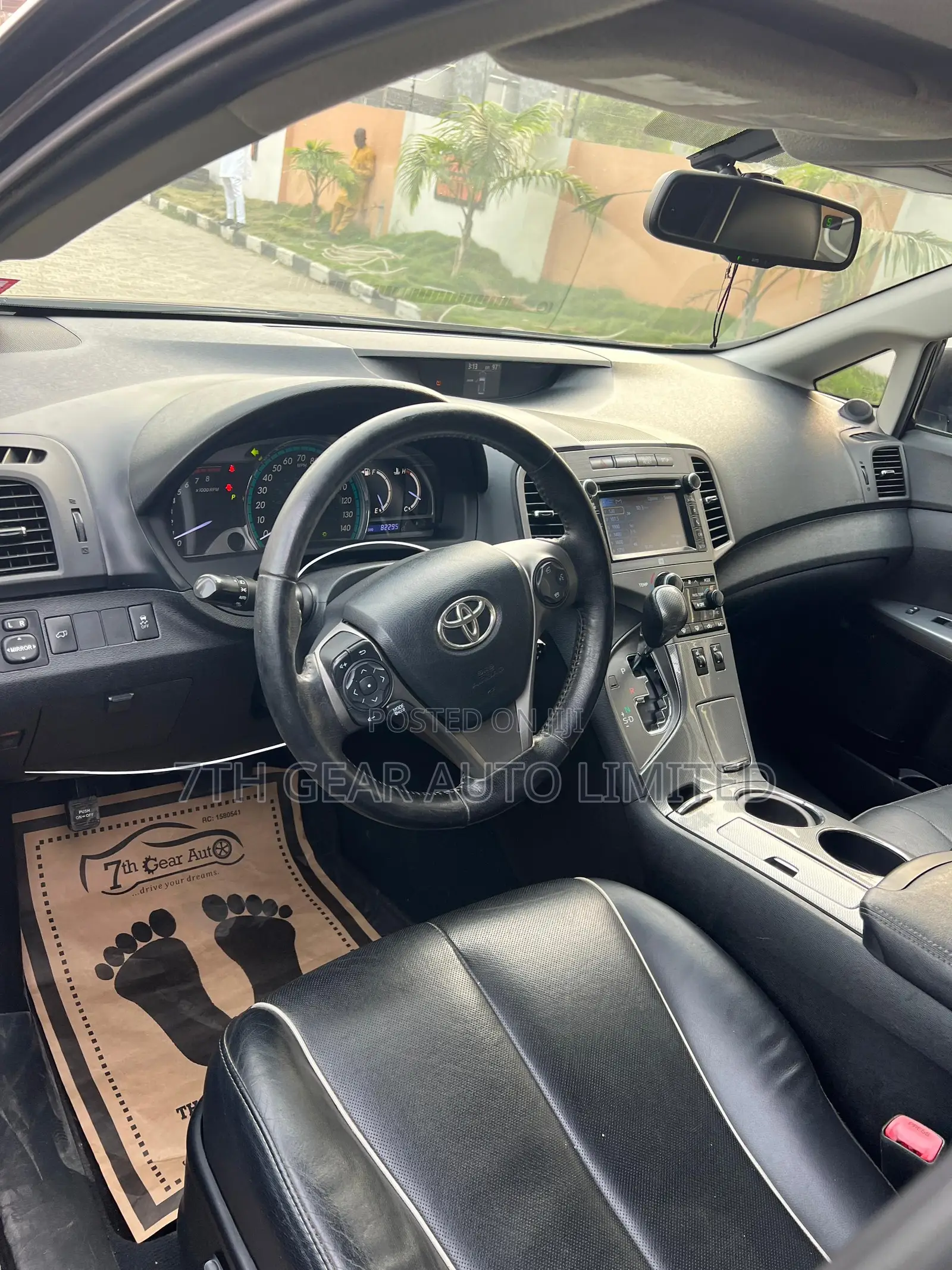 Toyota Venza XLE 4dr Wagon (3.5L 6cyl 6A) 2014 Black