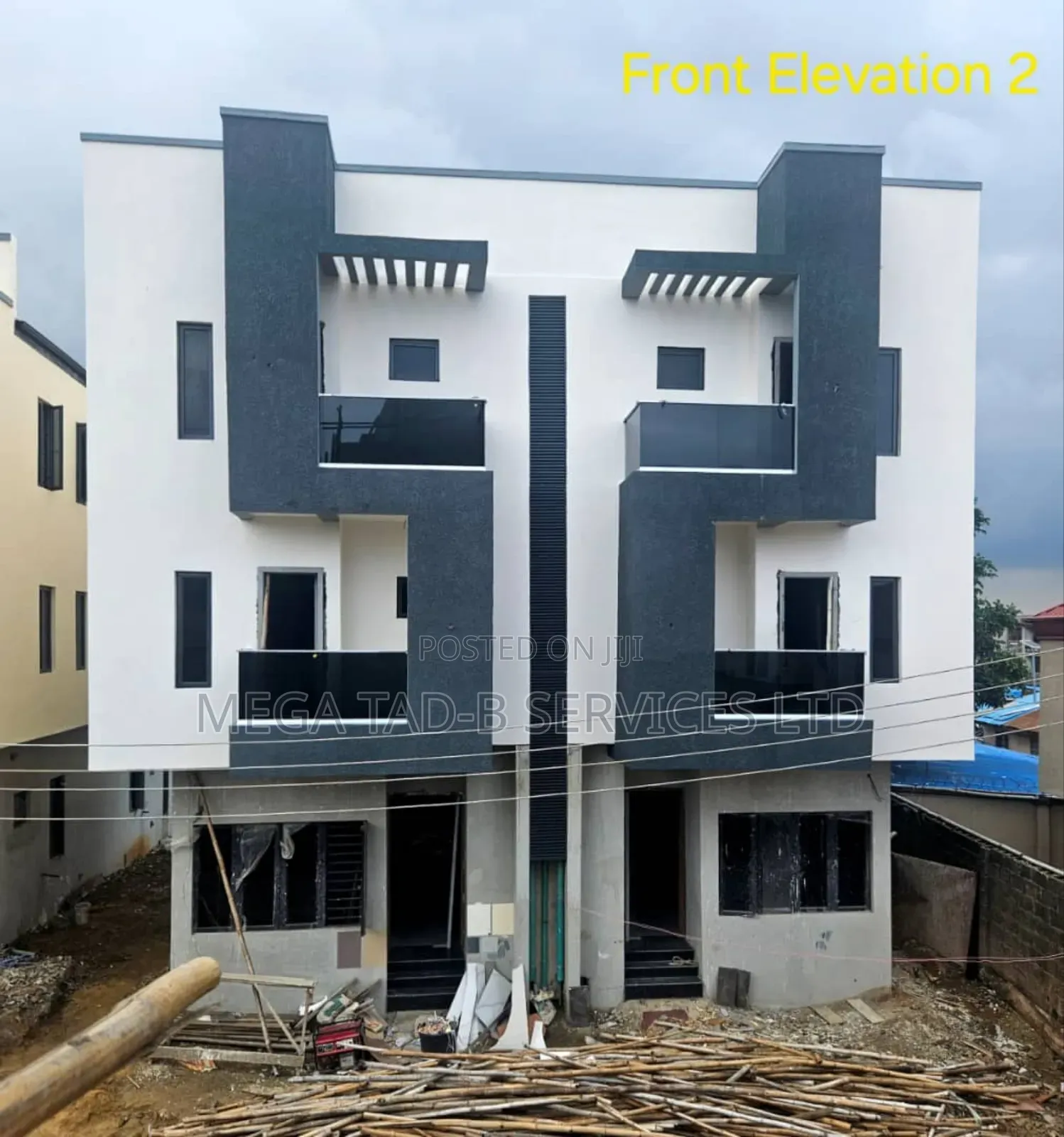 5bdrm Duplex in Close To Governor, Ikeja for sale