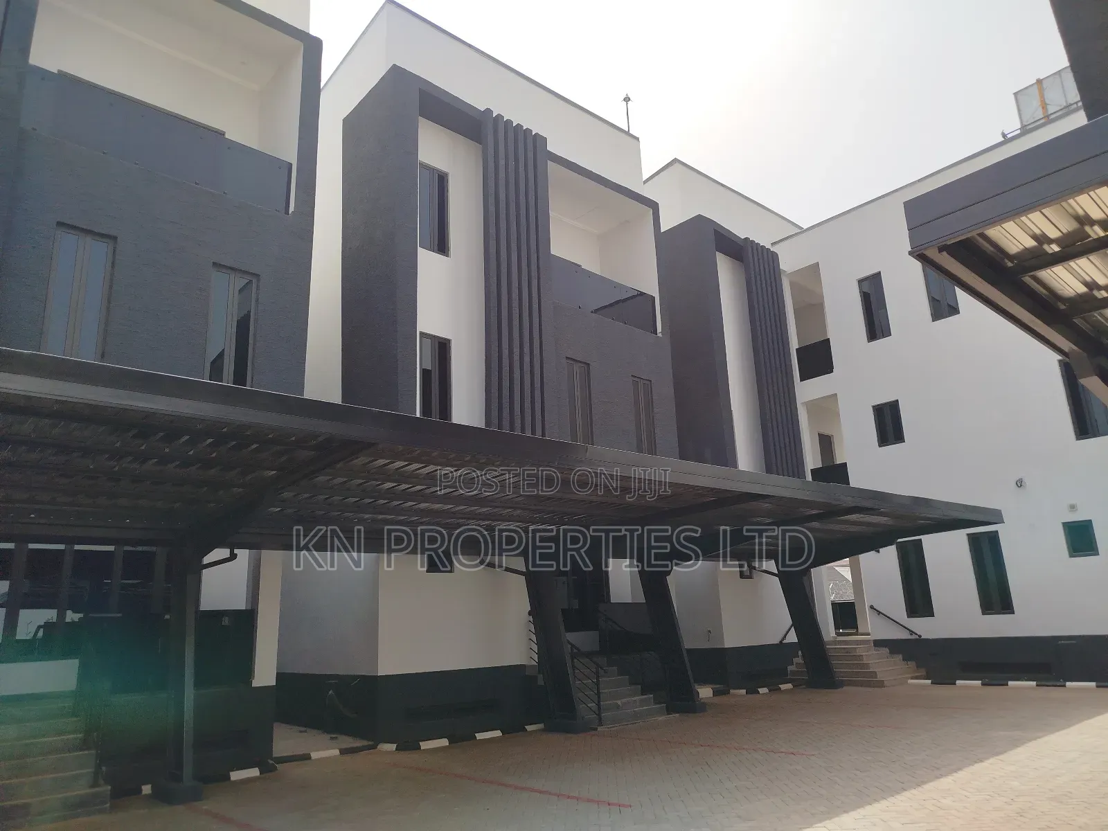 4bdrm Townhouse/Terrace in Asokoro Extension for sale