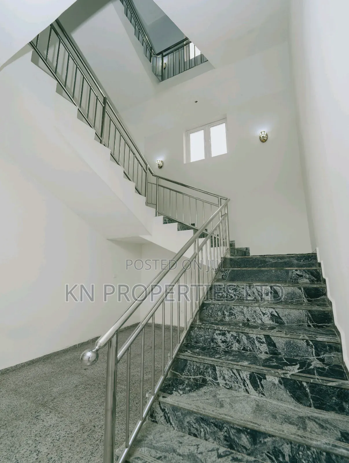 4bdrm Duplex in Asokoro for sale