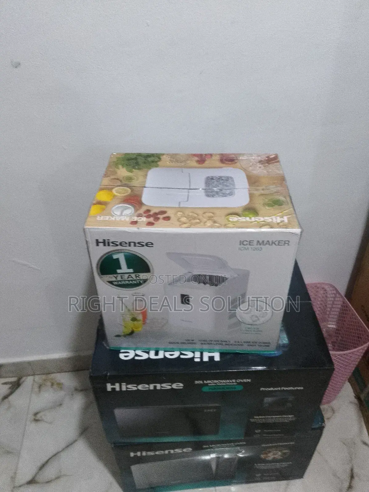 Create Perfect Ice Cubes Instantly With the Hisense 12kg Ice Machine