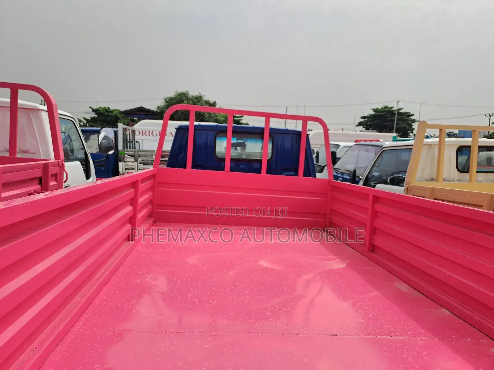 Toyota Dyna200 With Reverse Camera