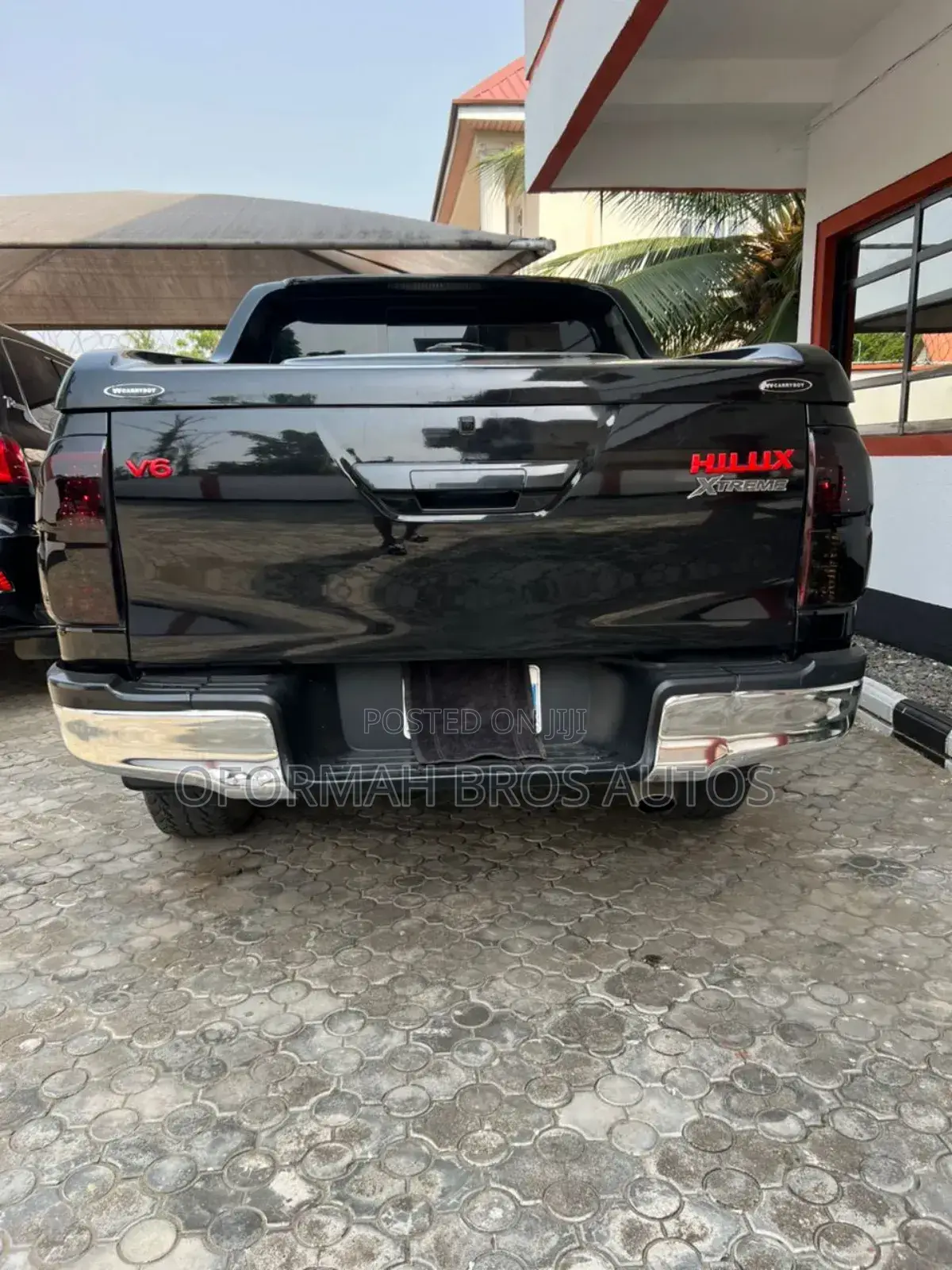 Toyota Hilux Revo Double Cab Petrol 2.7 AWD 2020 Black