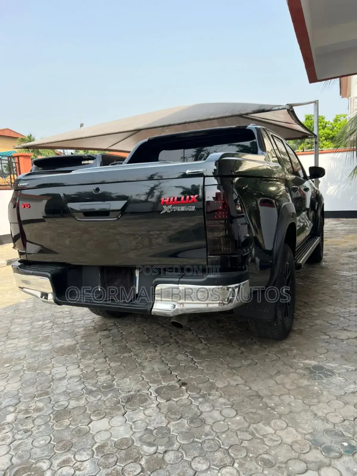 Toyota Hilux Revo Double Cab Petrol 2.7 AWD 2020 Black