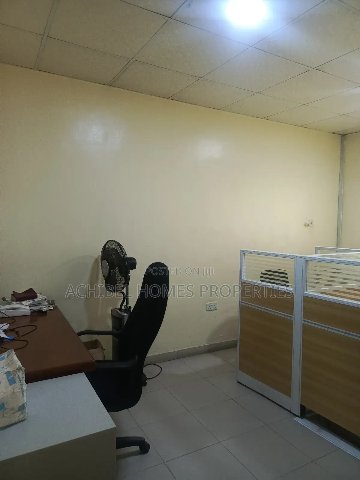 A Small Furnished Office Space in Lekki Phase 1