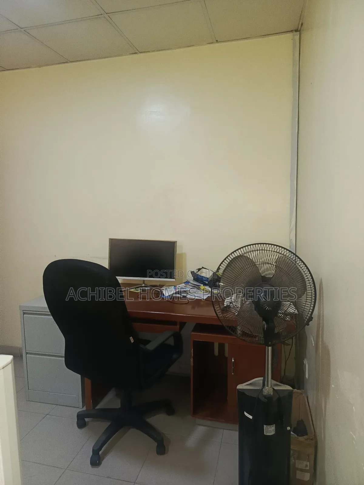 A Small Furnished Office Space in Lekki Phase 1