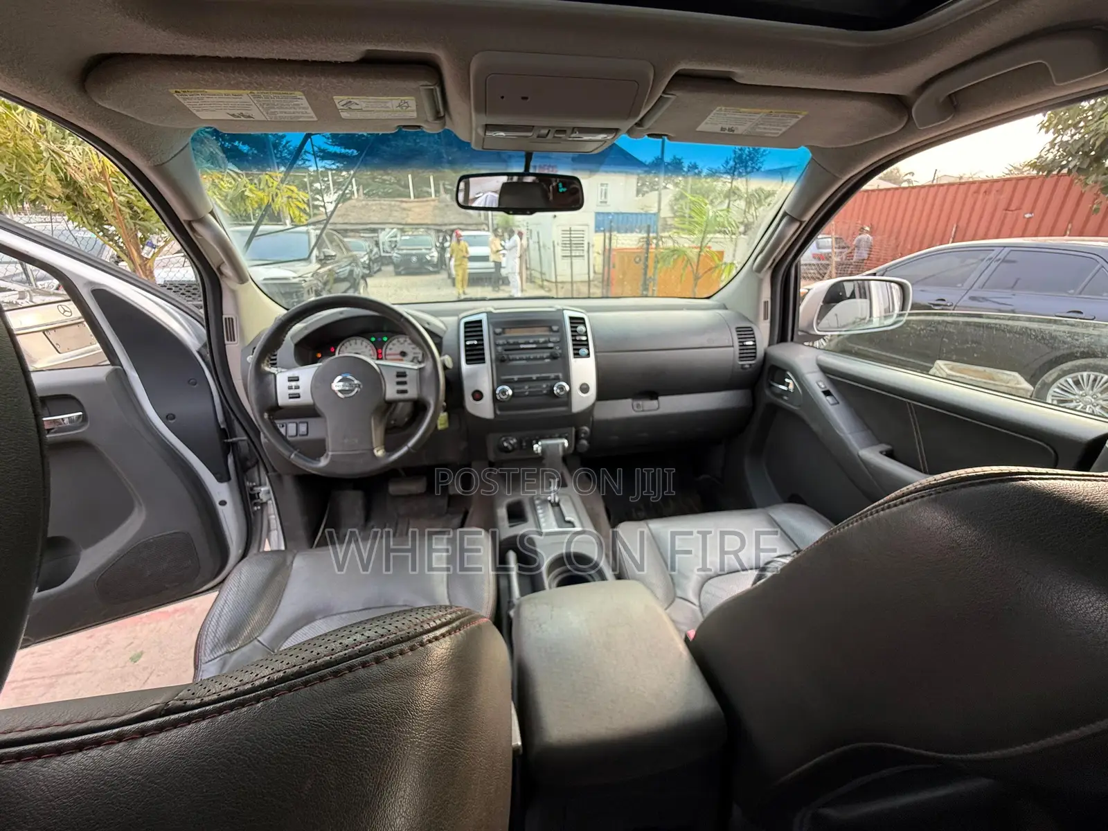 Nissan Frontier 2012 Silver