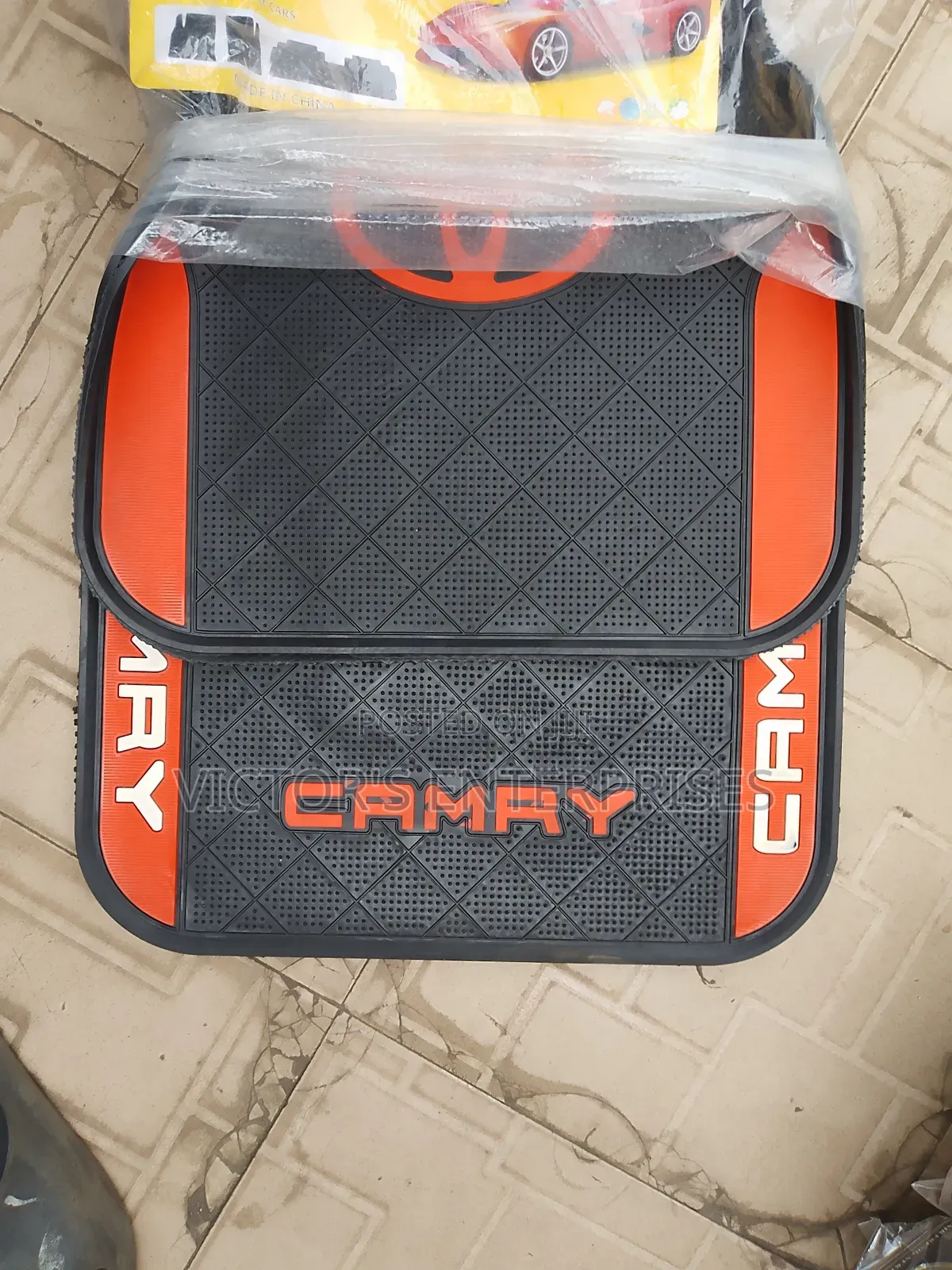 Quality Robber Foot Mat for Camry and All Kinds of Vehicle and Car's