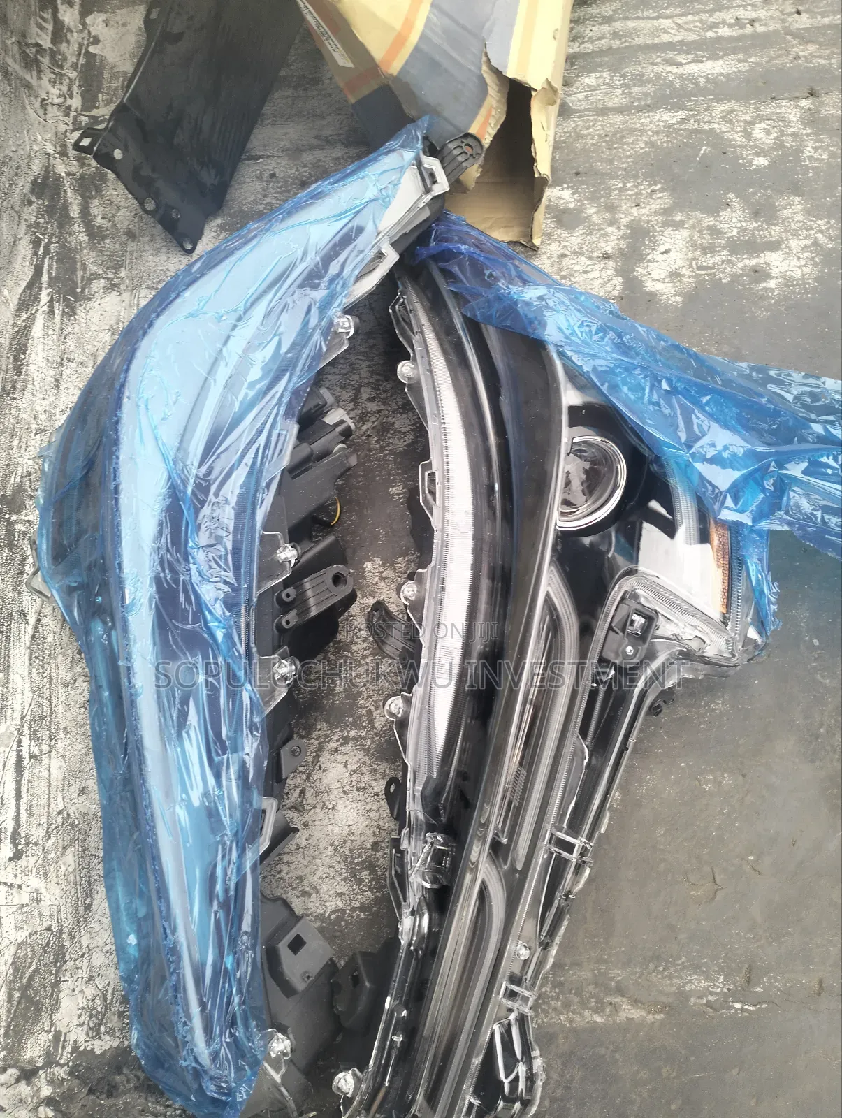 Headlight Toyota Corolla 2020