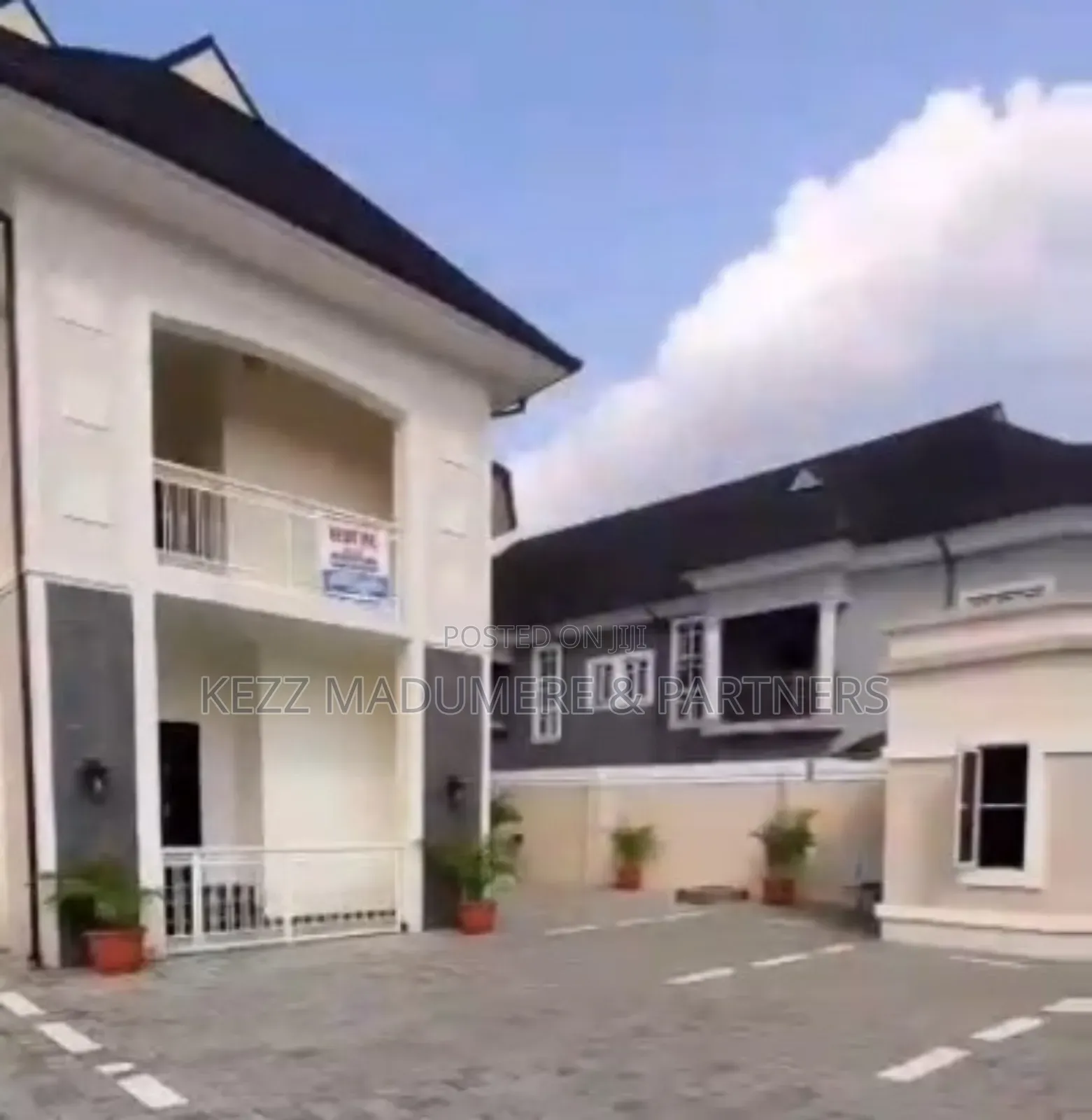 4bdrm Duplex in Eliozu Eneka Link for rent