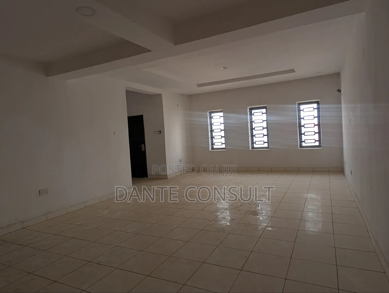 4bdrm Townhouse / Terrace in Galadimawa for rent