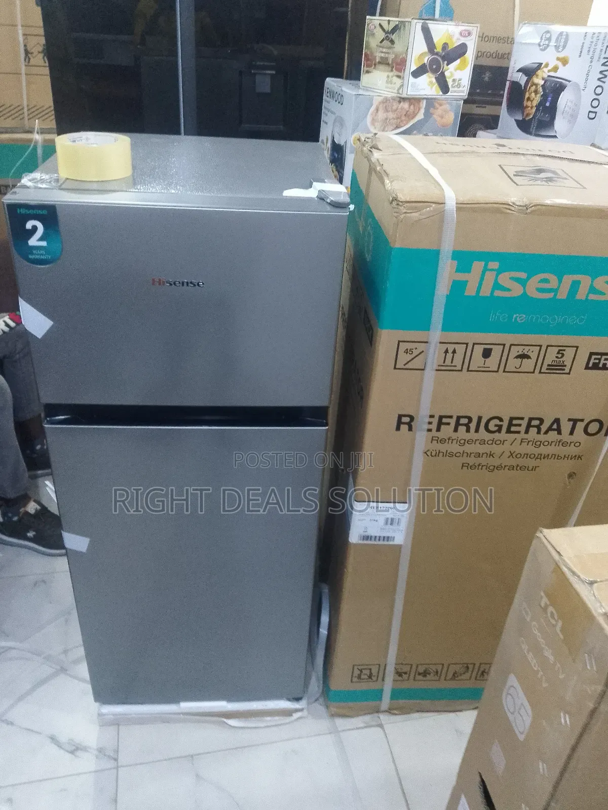 Hisense Ref 172dr: 124l Silver Double Door Top-Freezer With