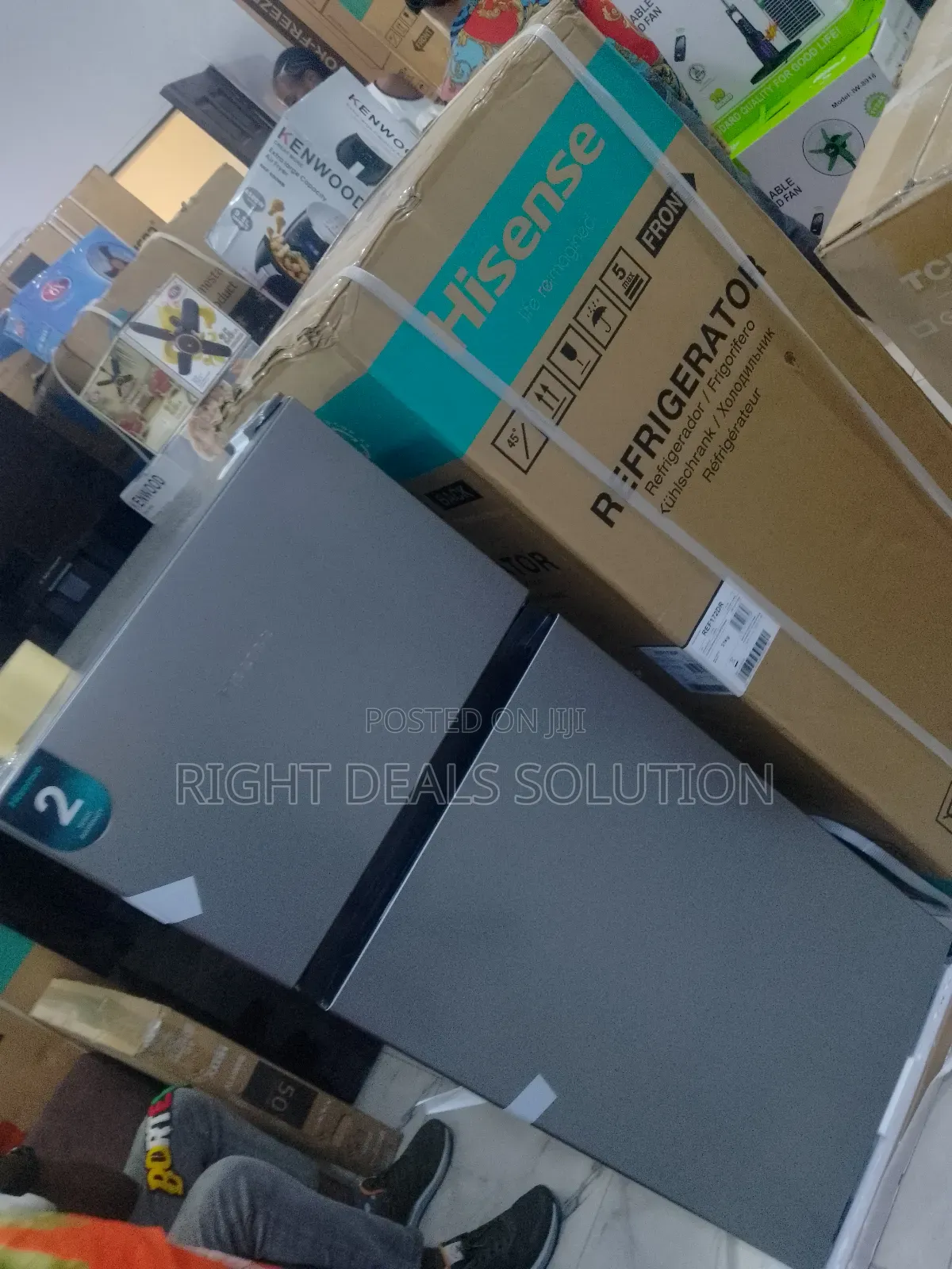Hisense 172dr 124l Top Mount Fridge for Office or Home