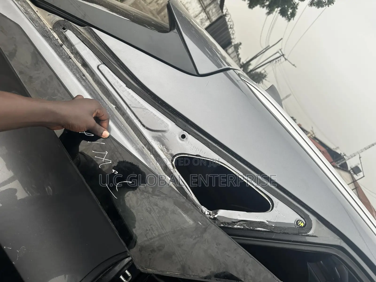 Vent Glass for Rx350 2016 Only the Glass Available Now