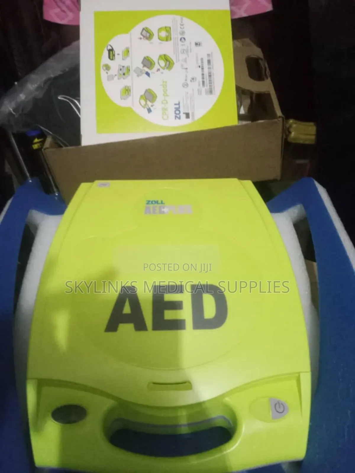 Zoll Defibrillator Aed