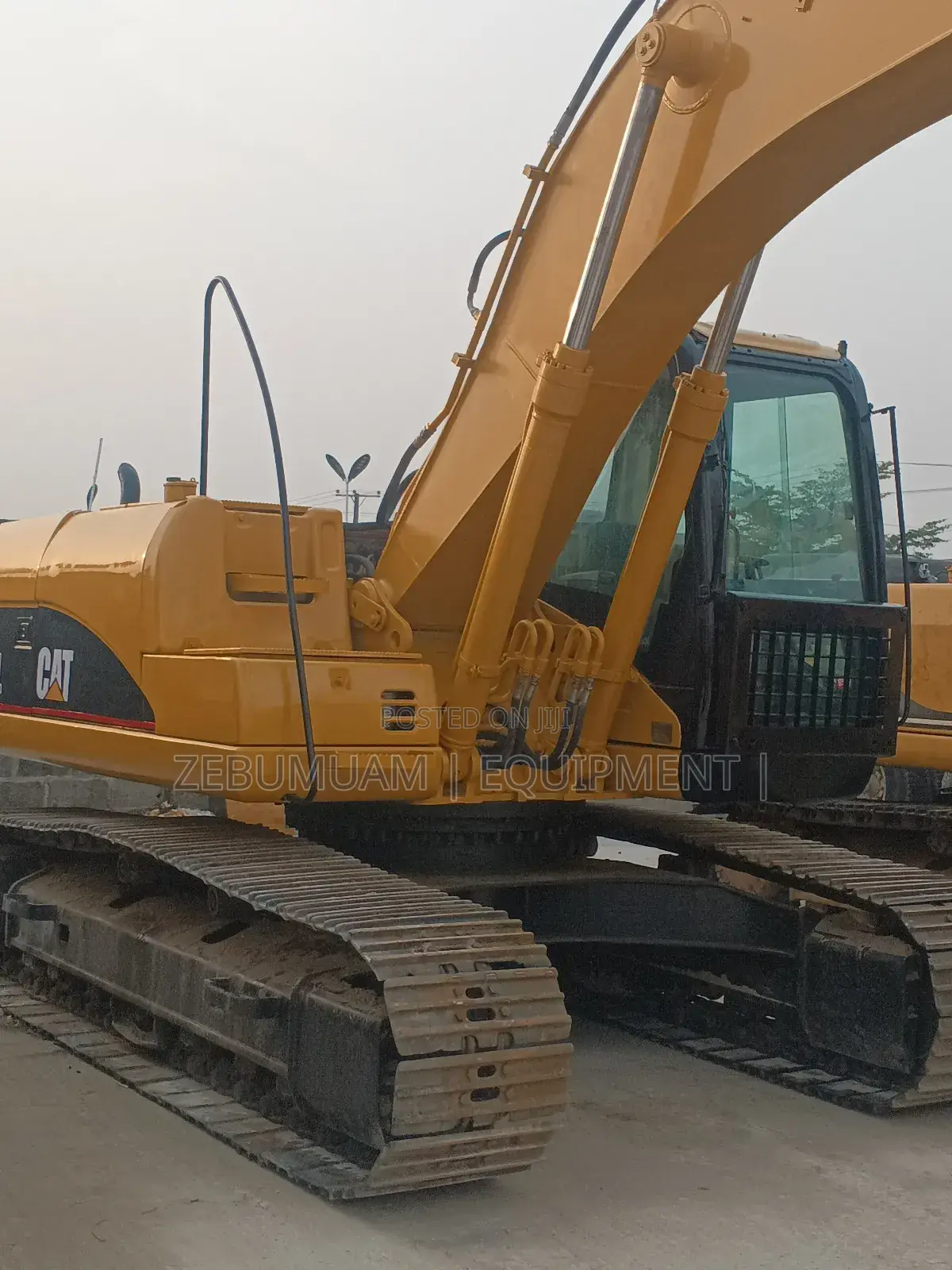 Caterpillar Excavator 320 Cl for Sale.