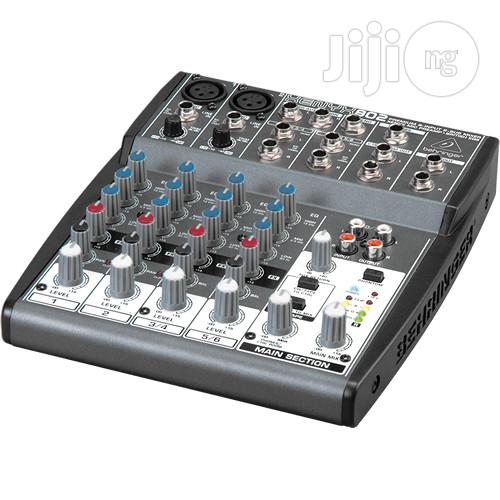 Behringer Xenyx 802 (8channel Mixer)