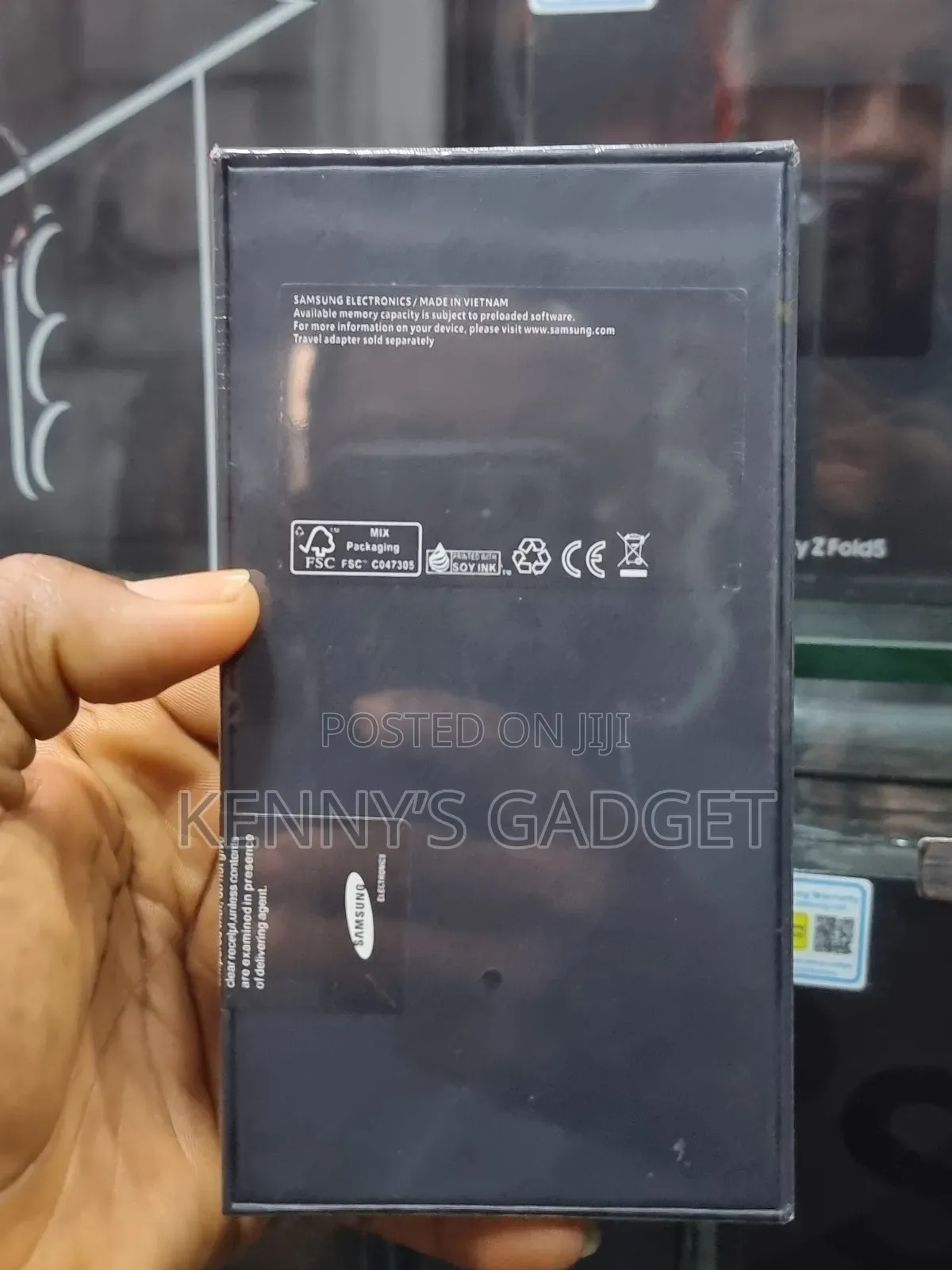 New Samsung Galaxy S22 5G 128 GB Black