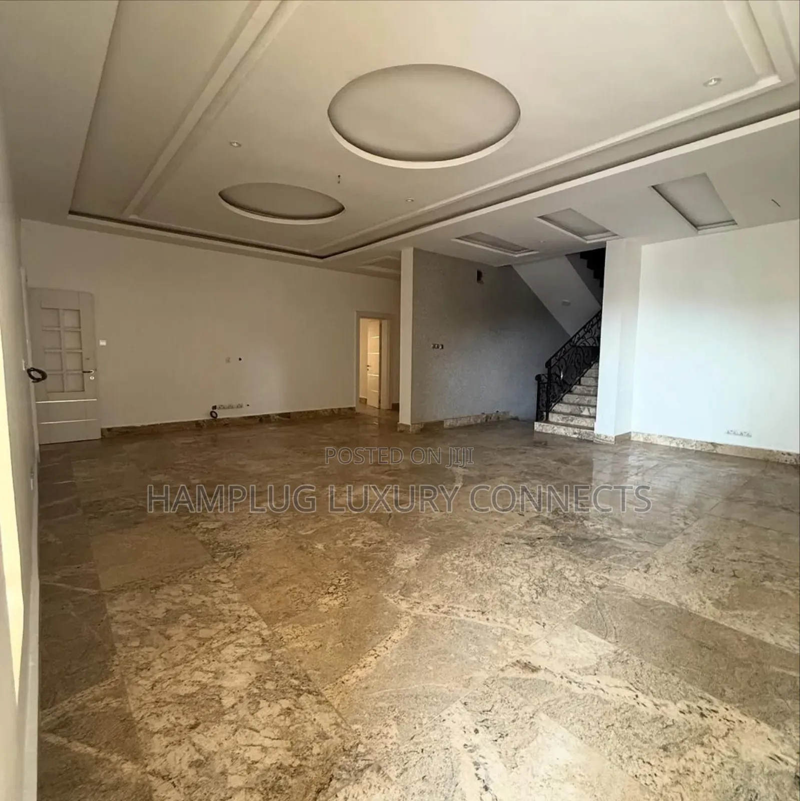 Furnished 17bdrm Mansion in Asokoro for sale