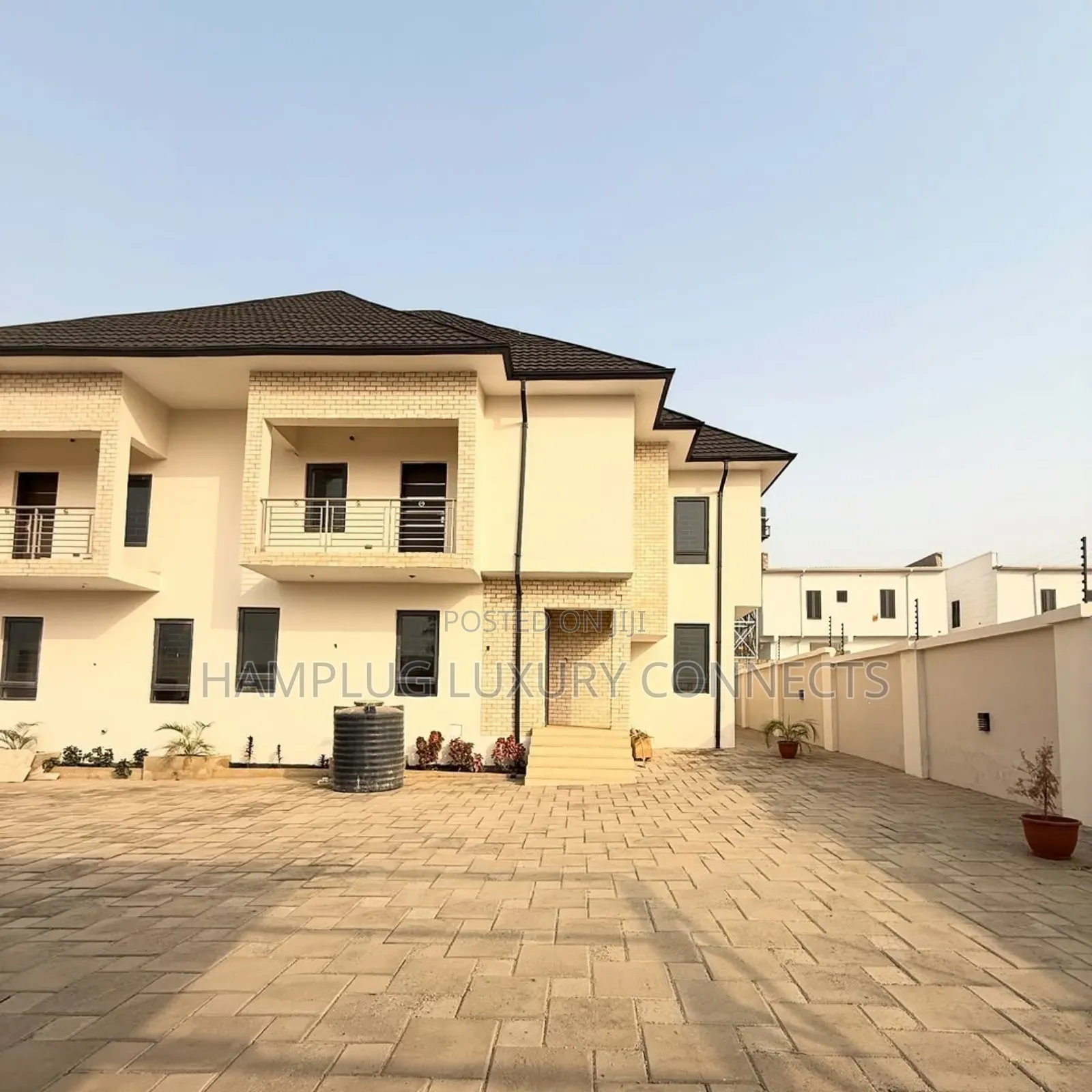 Furnished 4bdrm Duplex in Guzape for sale