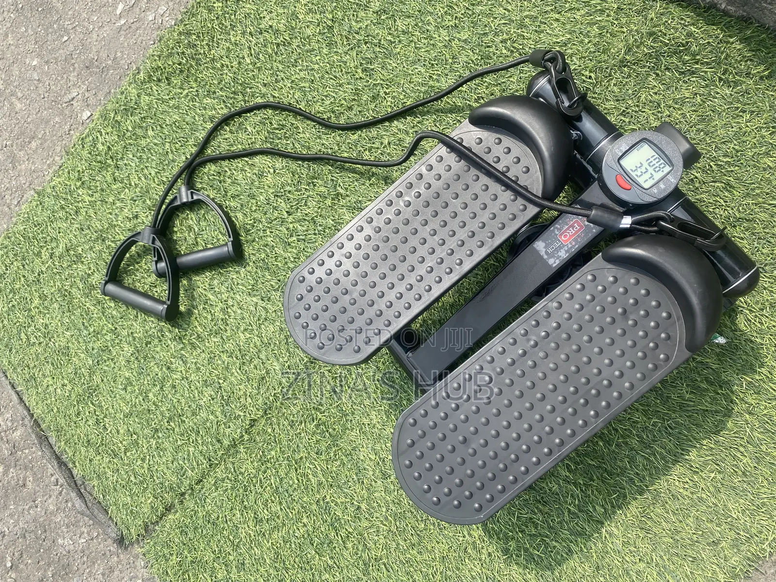 Brand New Mini Stepper With Rope