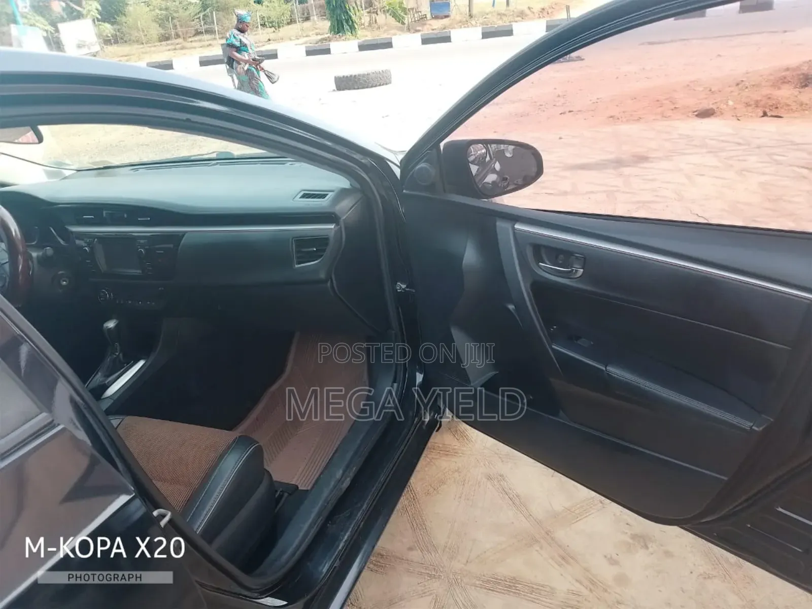 Toyota Corolla S 4dr Sedan (1.8L 4cyl CVT) 2015 Black