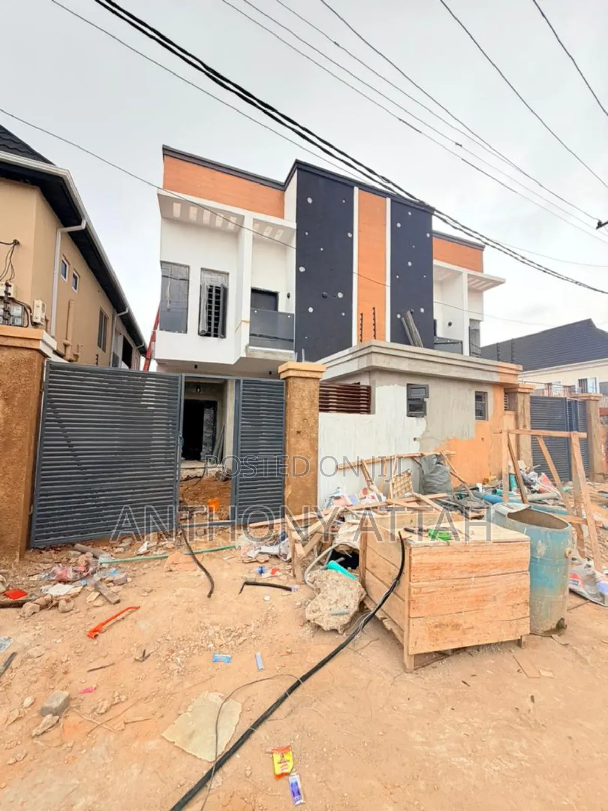 Furnished 4bdrm Duplex in Surulere for sale