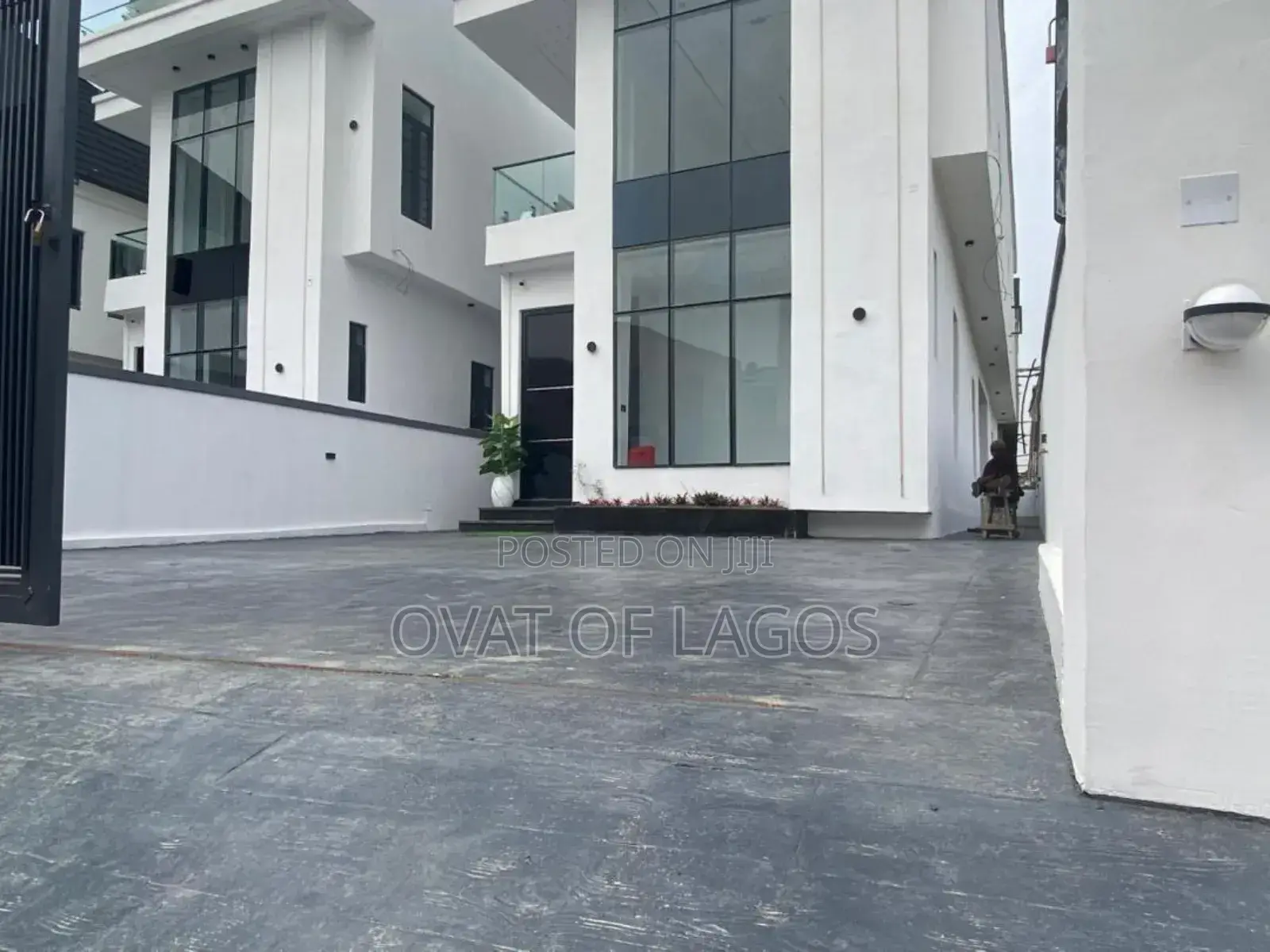 5bdrm Duplex in Harris Drive By Vgc, Lekki for sale