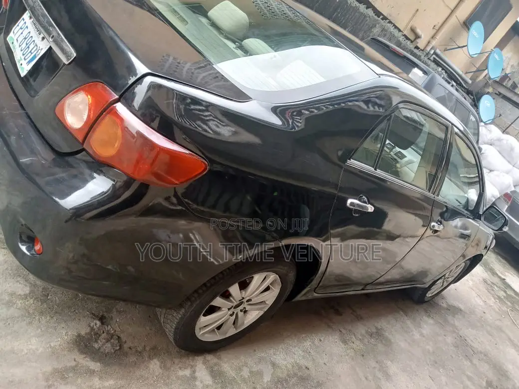 Toyota Corolla 1.8 LE 2008 Black