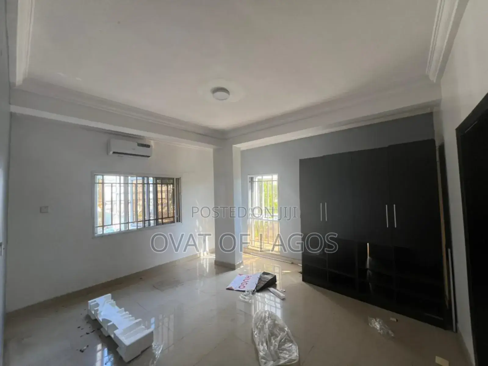 3bdrm Apartment in Lekki Phase One for sale