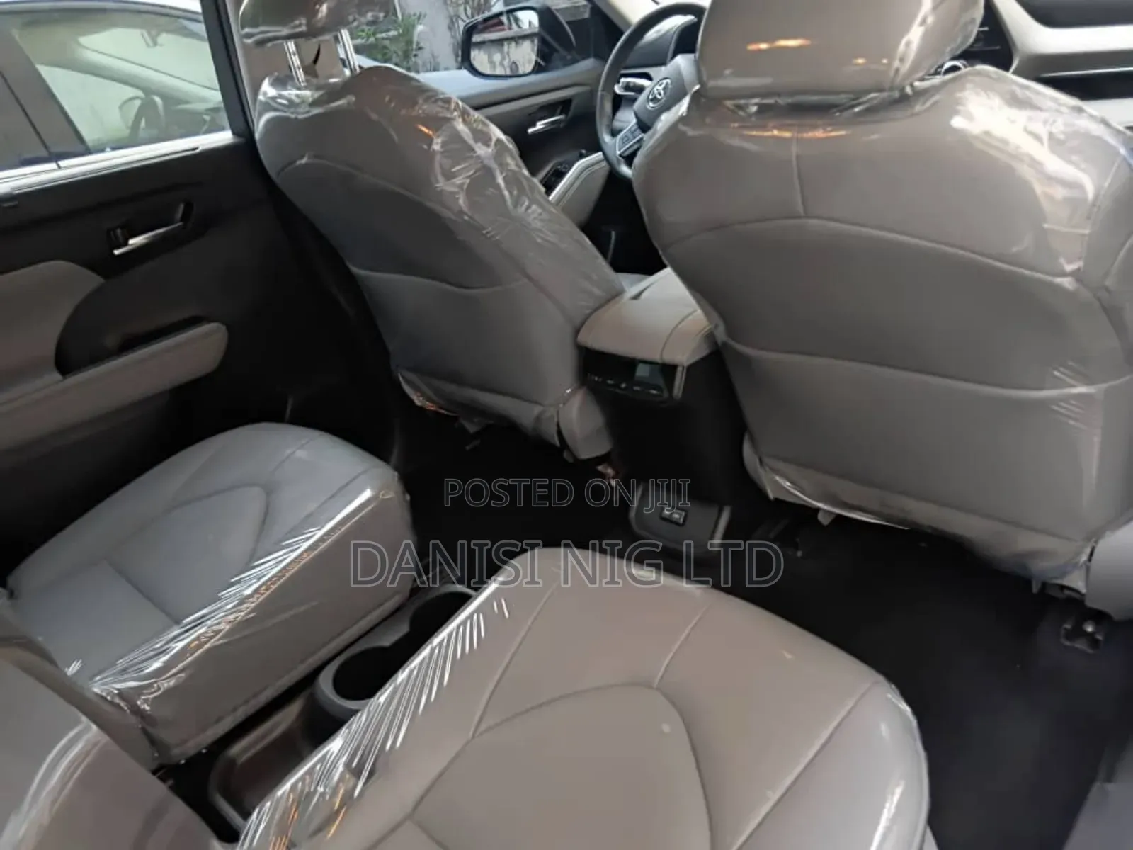Toyota Highlander XLE AWD 2023 Black